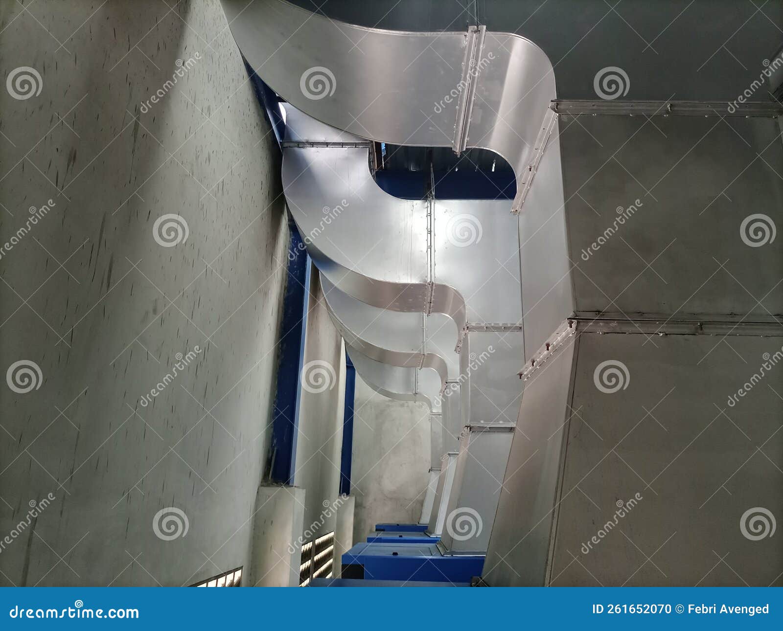 Intalsai ducting stock photo. Image of ducting, intalsai 261652070