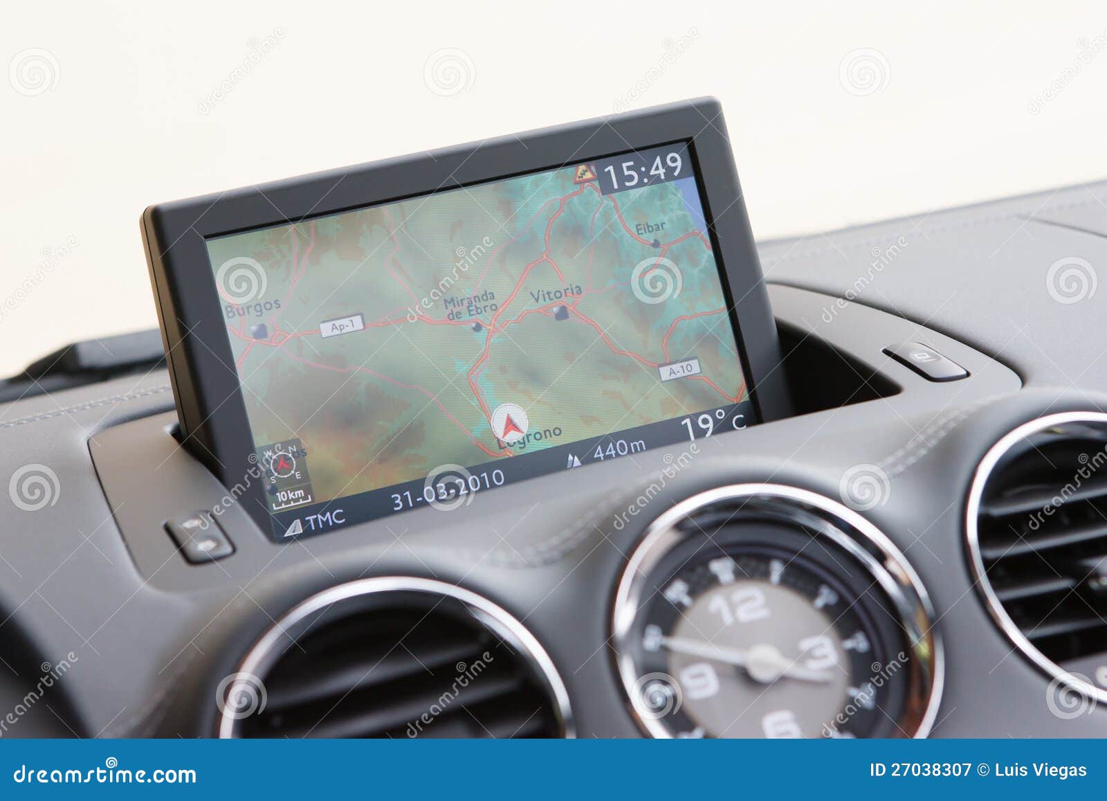 GPS Intégré Dans Le Tableau De Bord Au-dessus De L'Espagne Image stock -  Image du contrôle, gris: 27038307