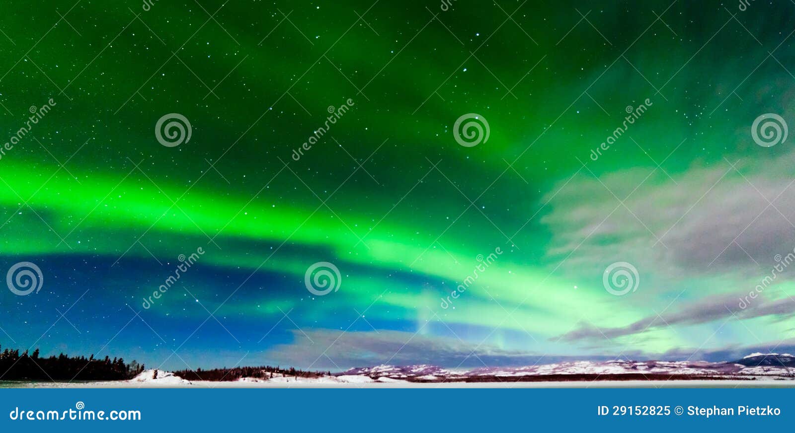 intense display of northern lights aurora borealis