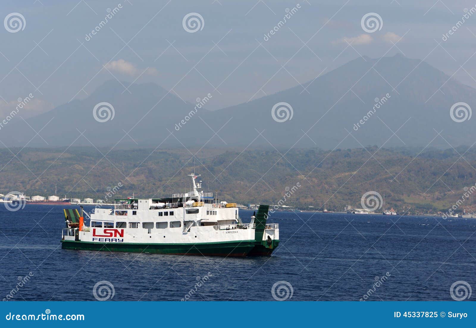 Interisland ferry editorial image. Image of ferry, islands 45337825