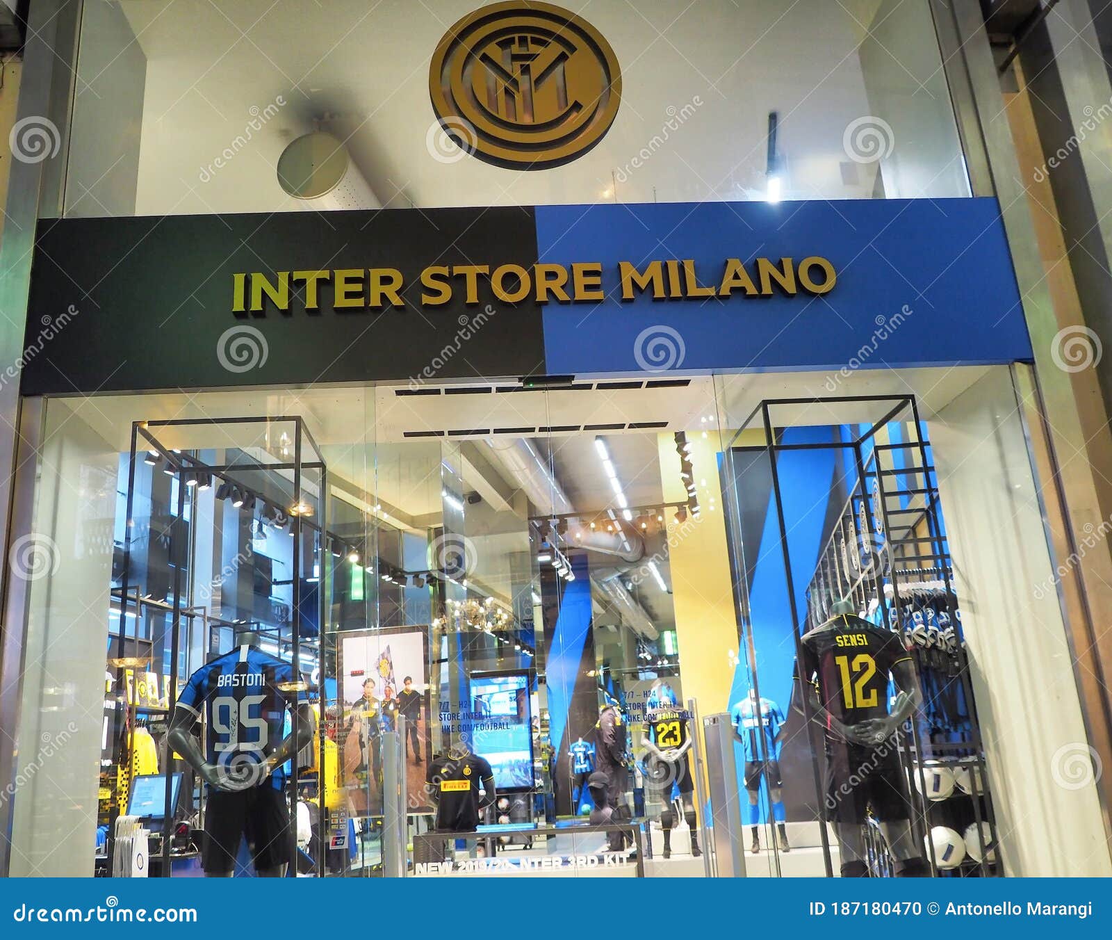 inter store nike