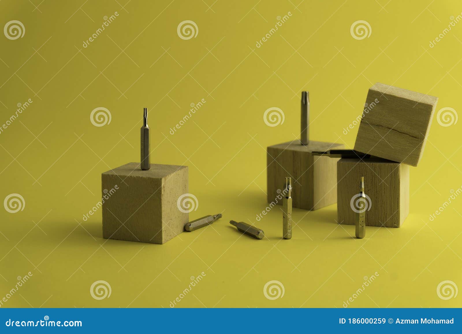 Interchangeable Screwdriver Set with Different Types of Metal Steel