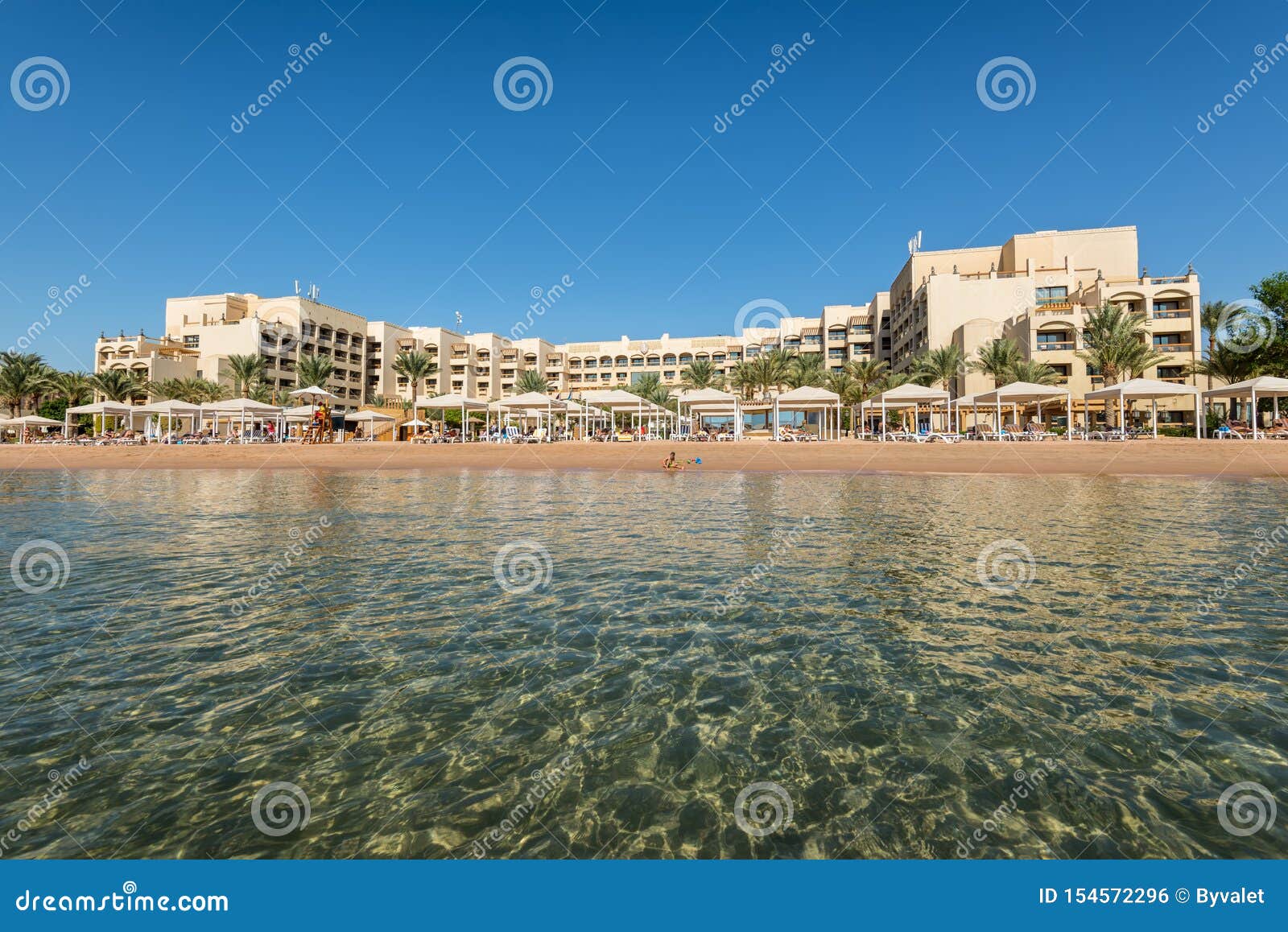 gennemsnit Nøjagtighed Jeg accepterer det Intercontinental Beach at InterContinental Aqaba Hotel on the Red Sea in  Aqaba, Jordan Editorial Photo - Image of leisure, architecture: 154572296