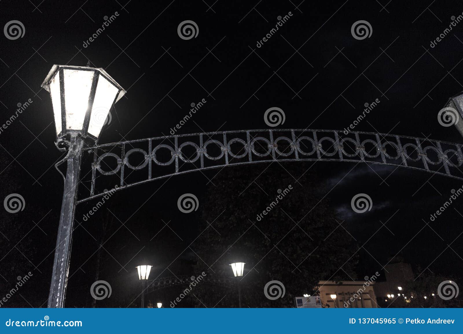 Interesting Outdoor Lighting Lamps Used for Decor and Night Lighting