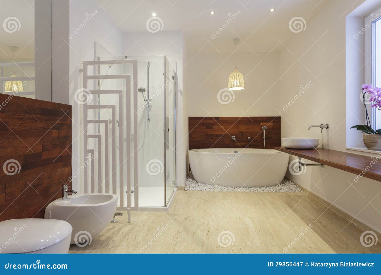 https://thumbs.dreamstime.com/z/interior-bathroom-exotic-wood-29856447.jpg