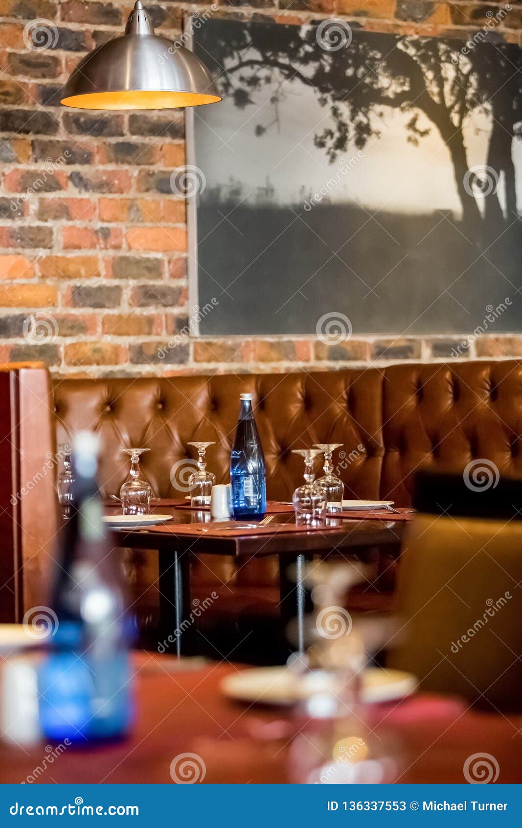 2,009 Restaurant Booth Stock Photos - Free & Royalty-Free Stock Photos from  Dreamstime