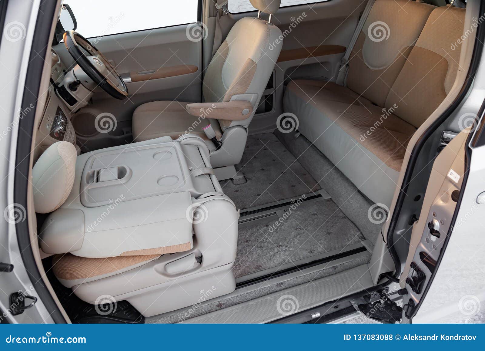 The Interior Of The Car Toyota Porte In The Back Of A