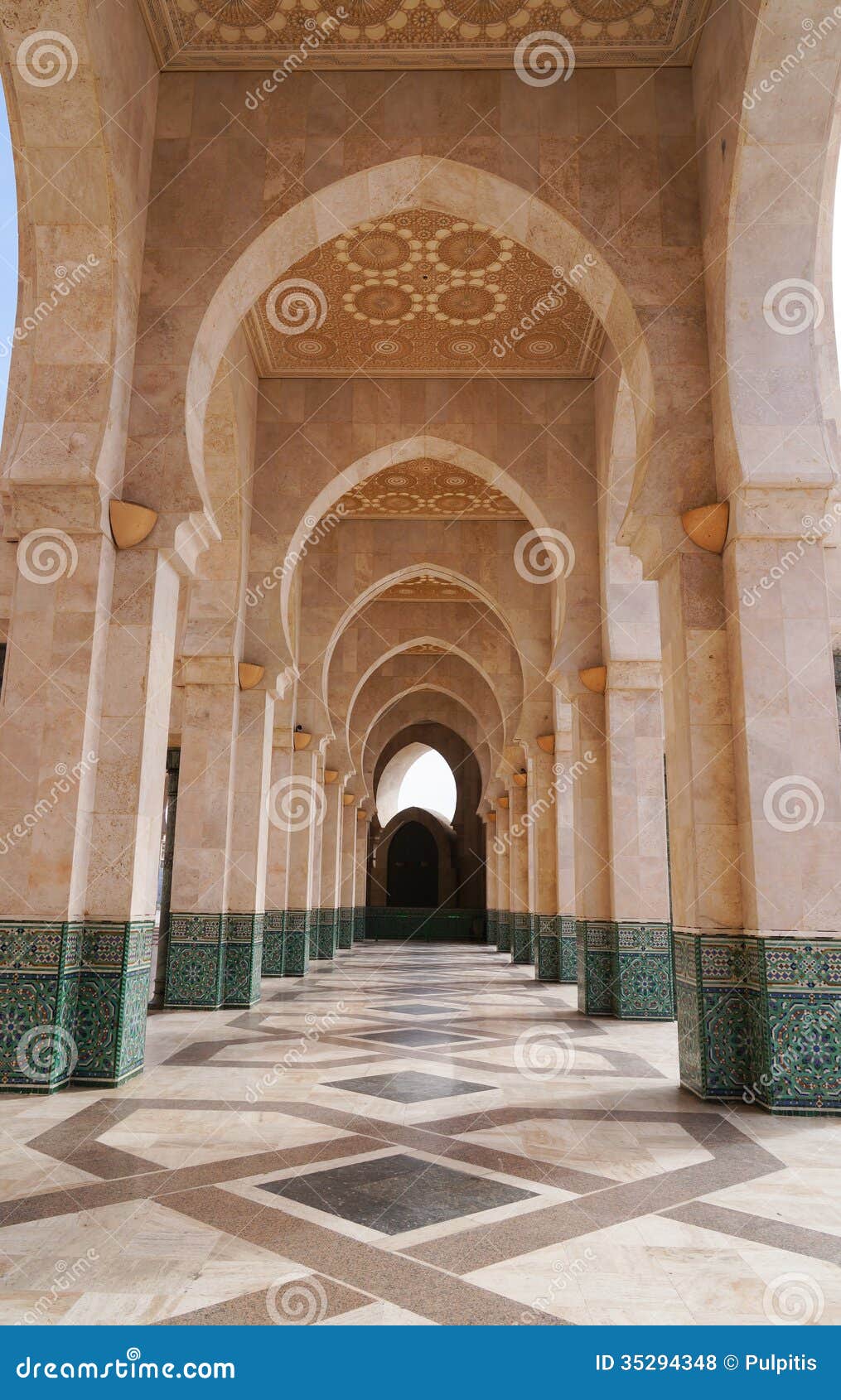 9 7.5 x Mosque At Interior The II Hassan In The Corridors 9 7.5 x Mosque At Interior The II Hassan In The Corridors