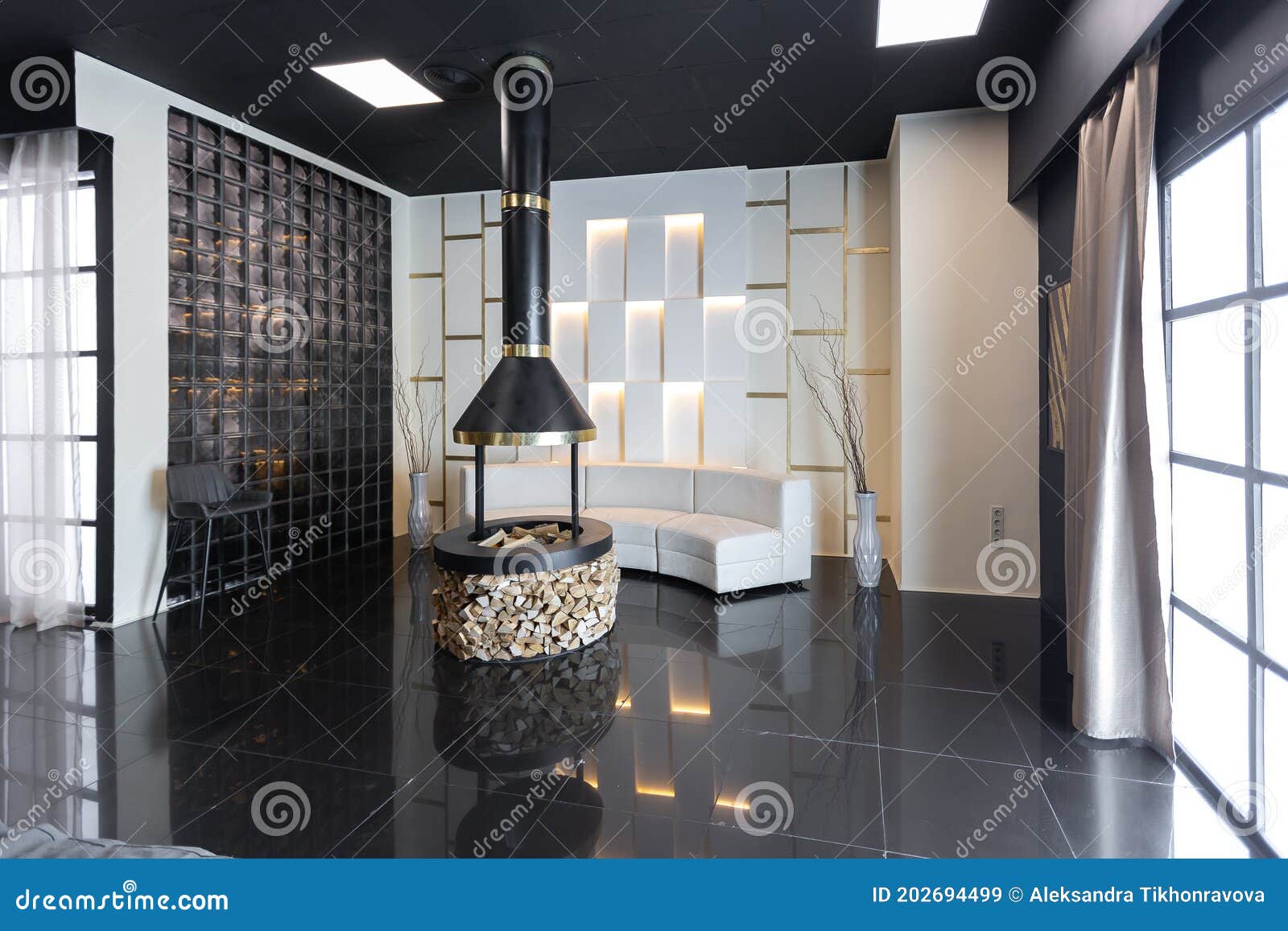 Interior Elegante De Casa De Luxo Num Apartamento Brutal