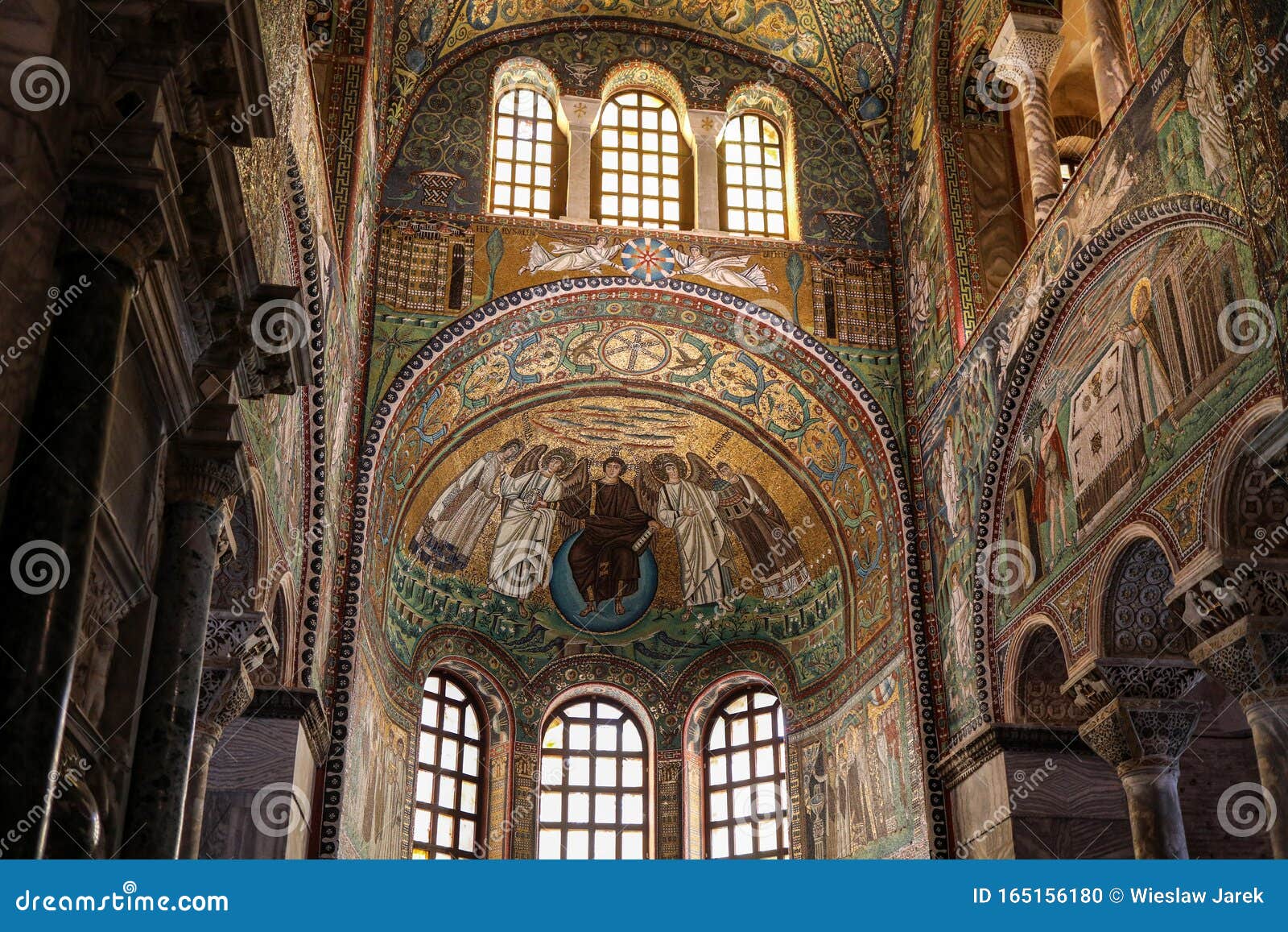 Interior De La Basílica De San Vitale Imagen editorial - Imagen de antiguo, adentro: 165156180 Interior De La Basílica De San Vitale Imagen editorial - Imagen de antiguo, adentro: 165156180