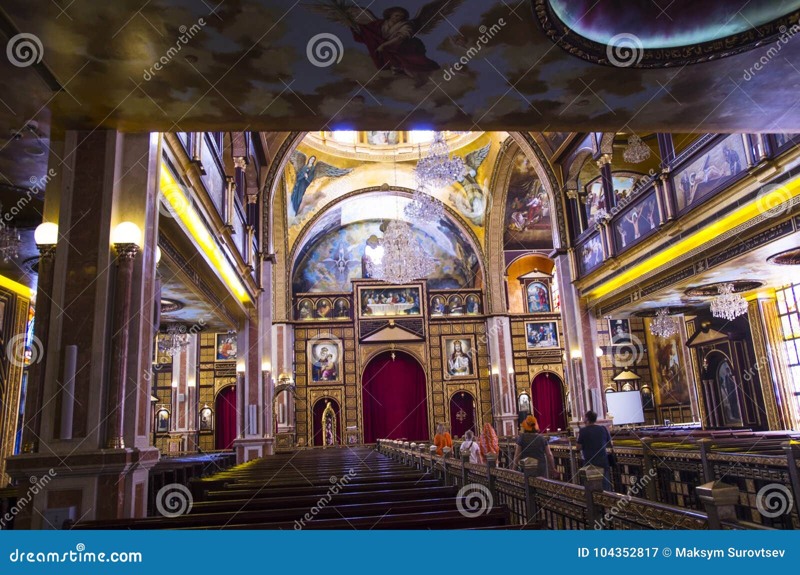 Interior De La Iglesia Copta Imagen de archivo - Imagen de viejo, santo:  104352817