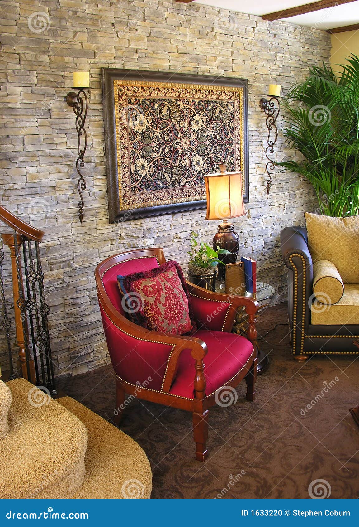 Interior De La Sala De Estar Foto de archivo - Imagen de residencial