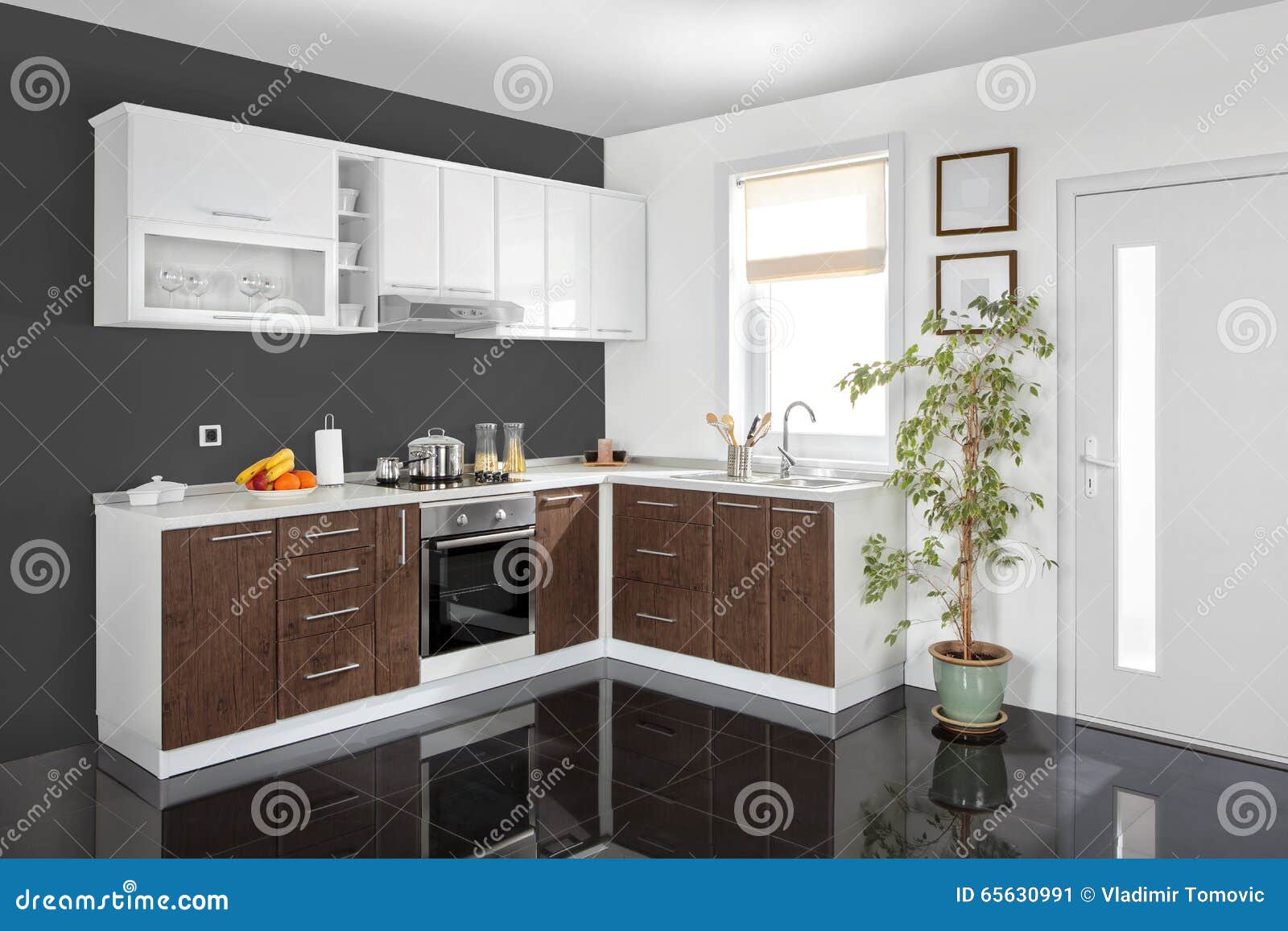 Interior De Una Cocina Moderna, Muebles De Madera, Simple Y Limpio