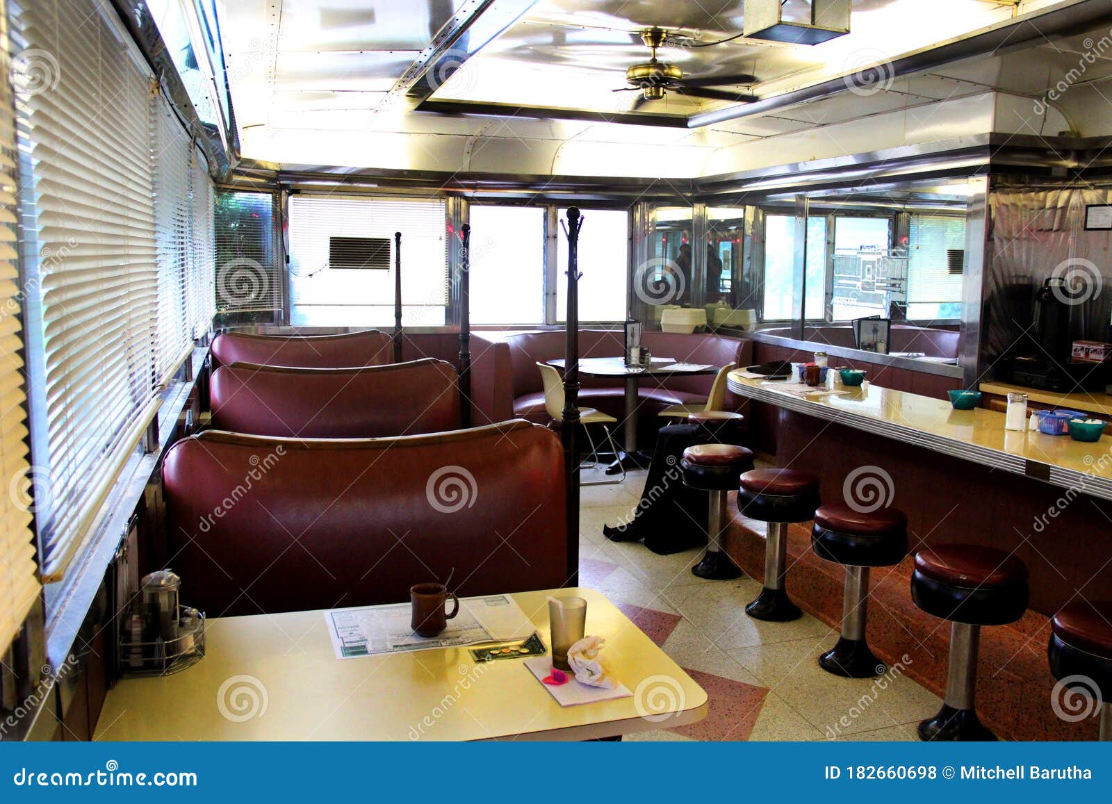 2,009 Restaurant Booth Stock Photos - Free & Royalty-Free Stock Photos from  Dreamstime