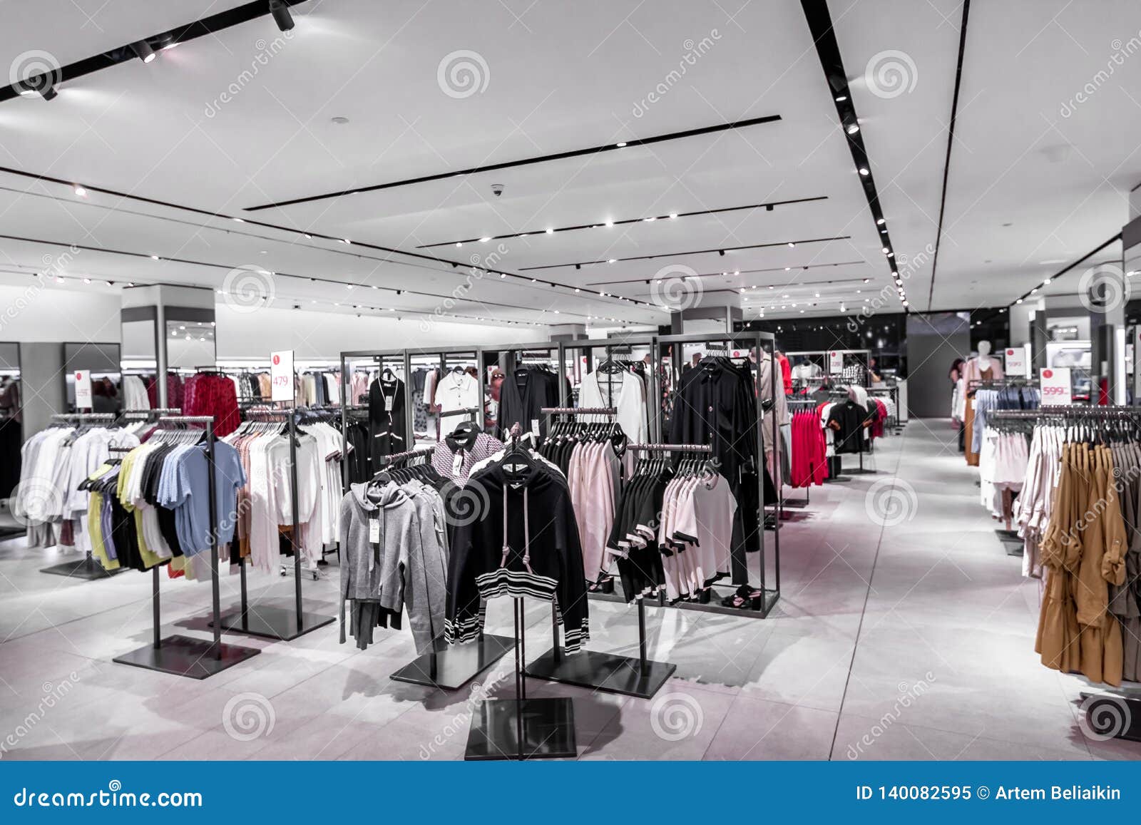 378 Fashion Island Shopping Mall Stock Photos - Free & Royalty-Free Stock  Photos from Dreamstime
