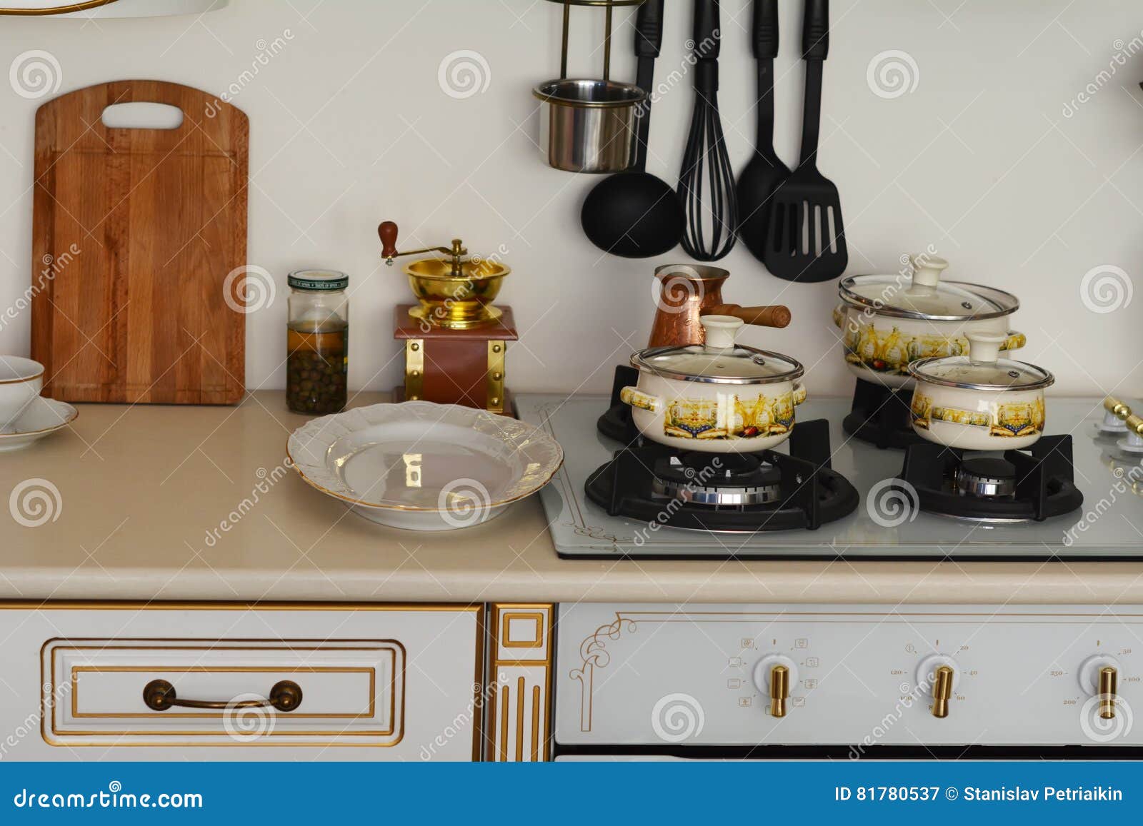 Interior Kitchen Gas Stove with Iron Pots and Pans, Dining Equipment