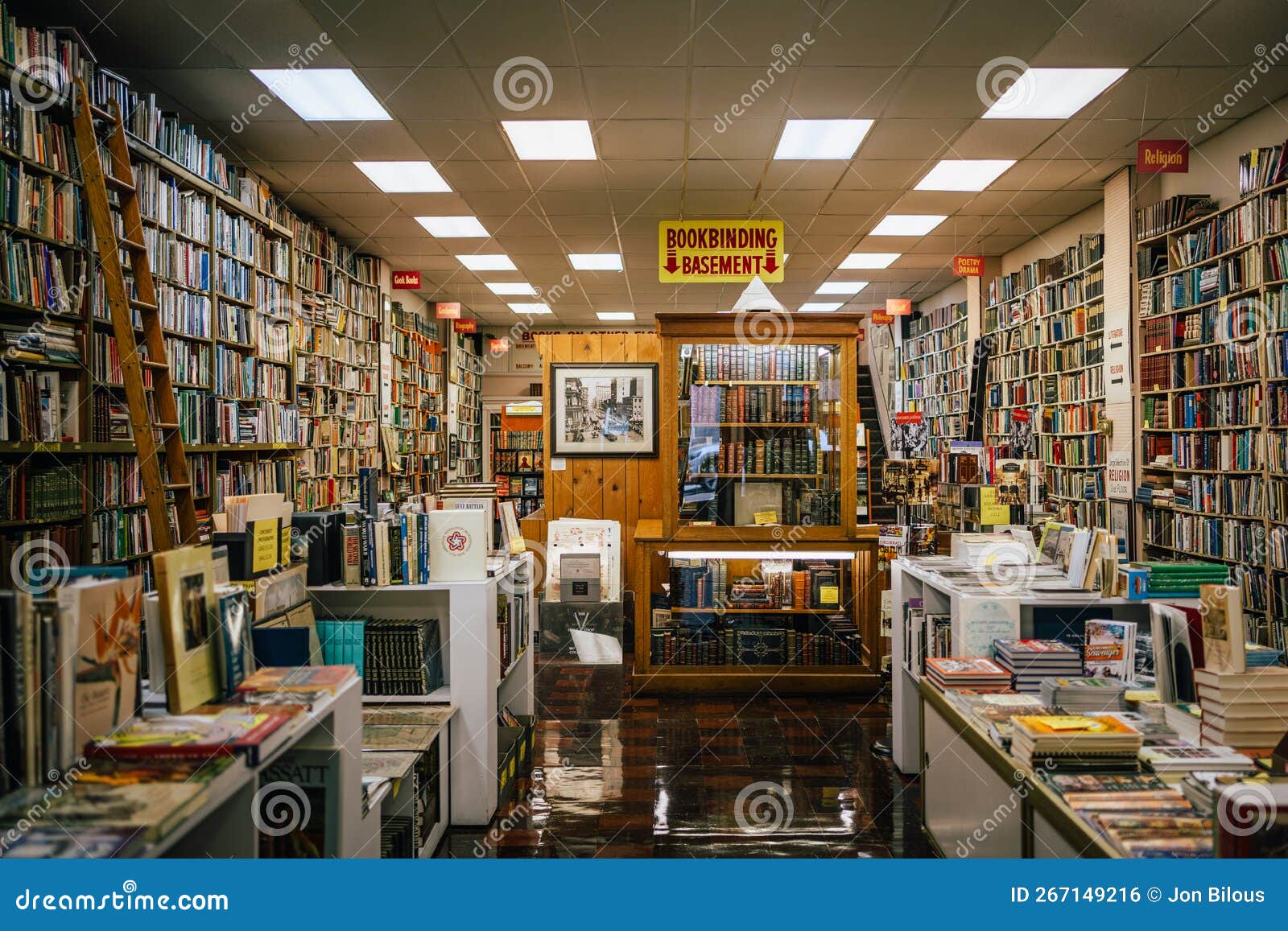 Interior of Ohio Book Store, Cincinnati, Ohio Editorial Photo Image