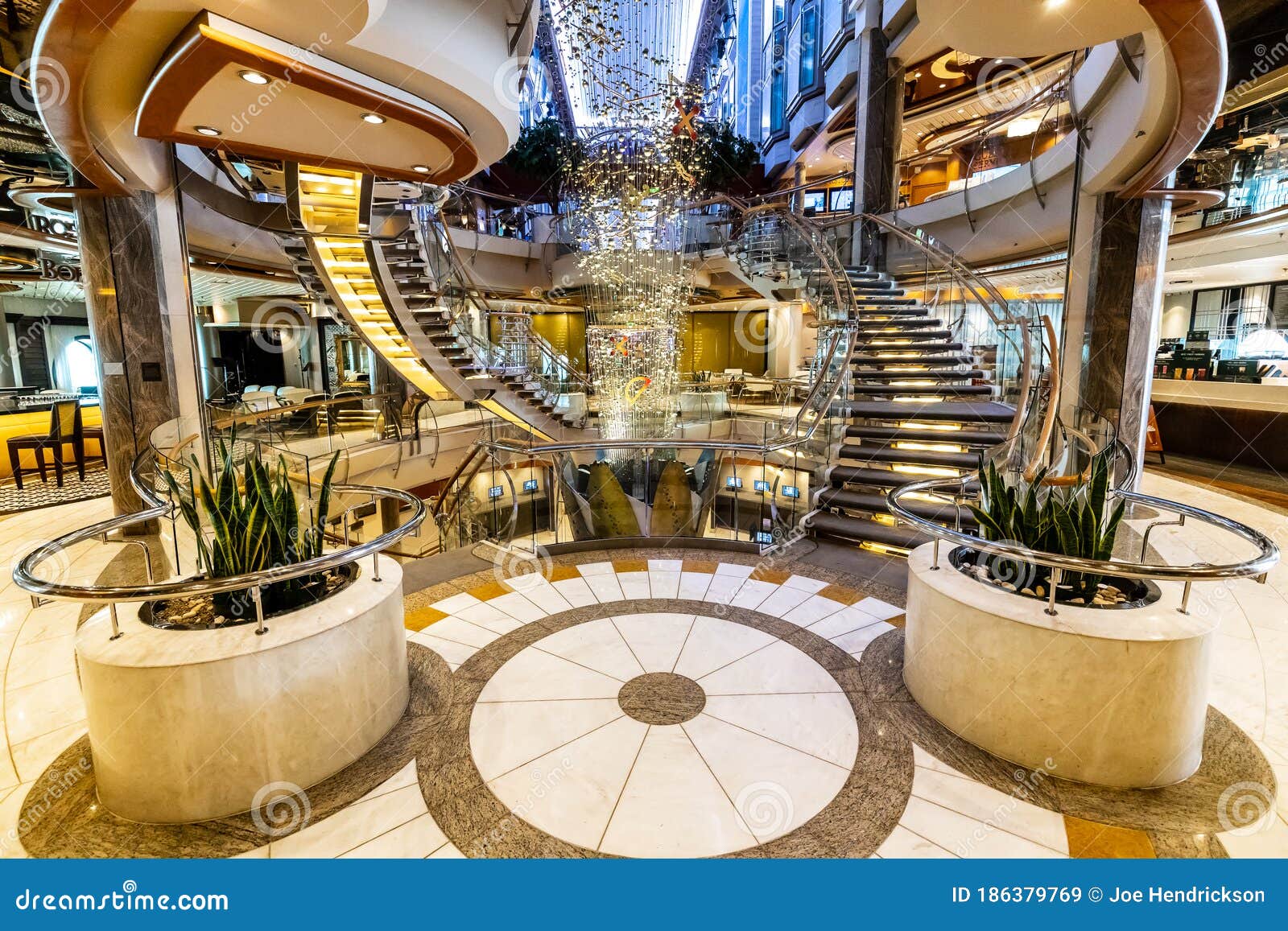 Interior of Royal Caribbean`s `Navigator of the Sea` Cruise Ship. Editorial  Stock Image - Image of modern, holiday: 186379934