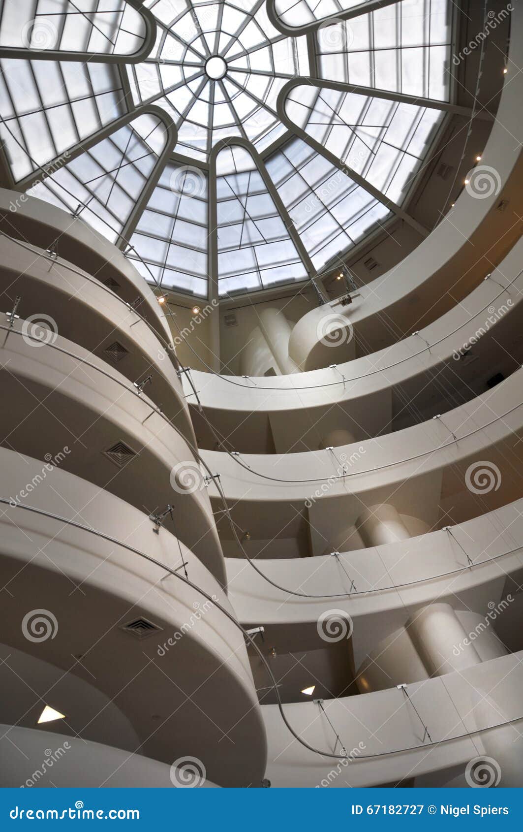 Solomon R. Guggenheim Museum, interior view, modern art, 5th Avenue, Upper  East Side, Manhattan, New York City Stock Photo - Alamy