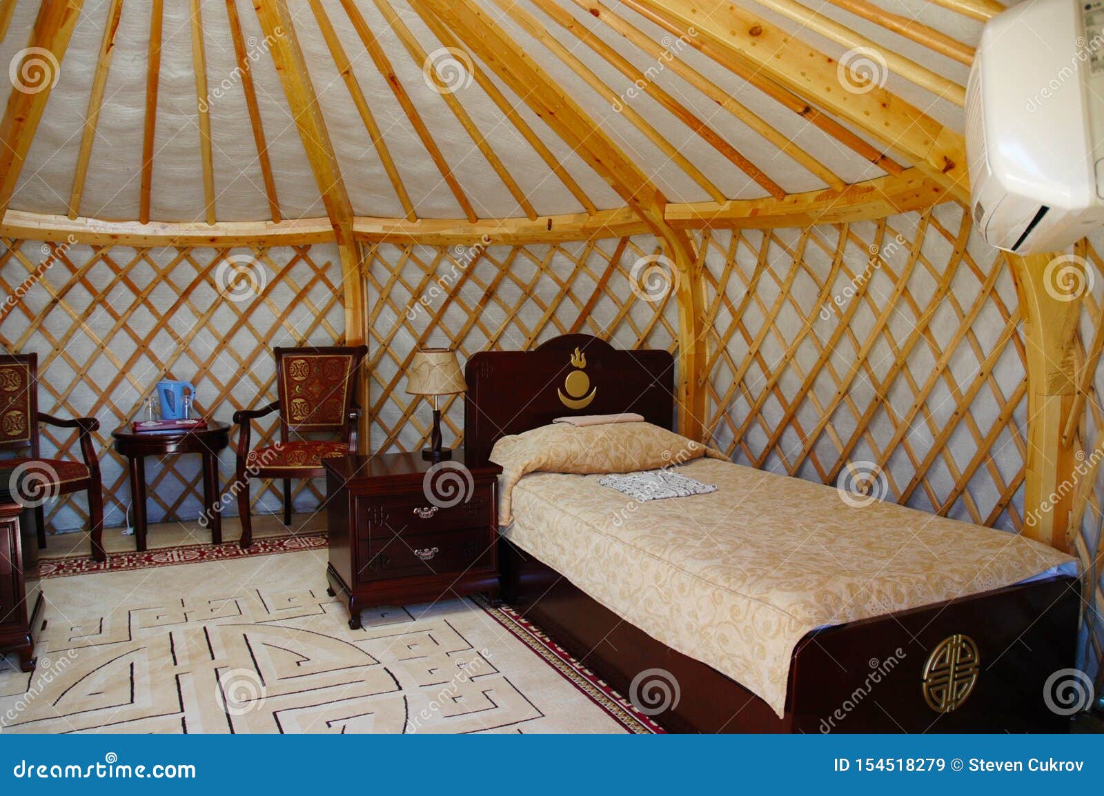 22+ urguu 16 Interior of a Yurt at the Urguu Ger Camp in Mongolias Gobi Desert Editorial Stock Image - Image of luxury, gobi: 154518279