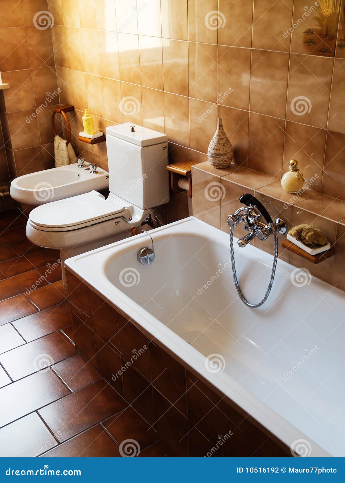 Interiore Della Stanza Da Bagno Fotografia Stock ... Interiore Della Stanza Da Bagno Fotografia Stock ... on Stanza Da Bagno
id=78137