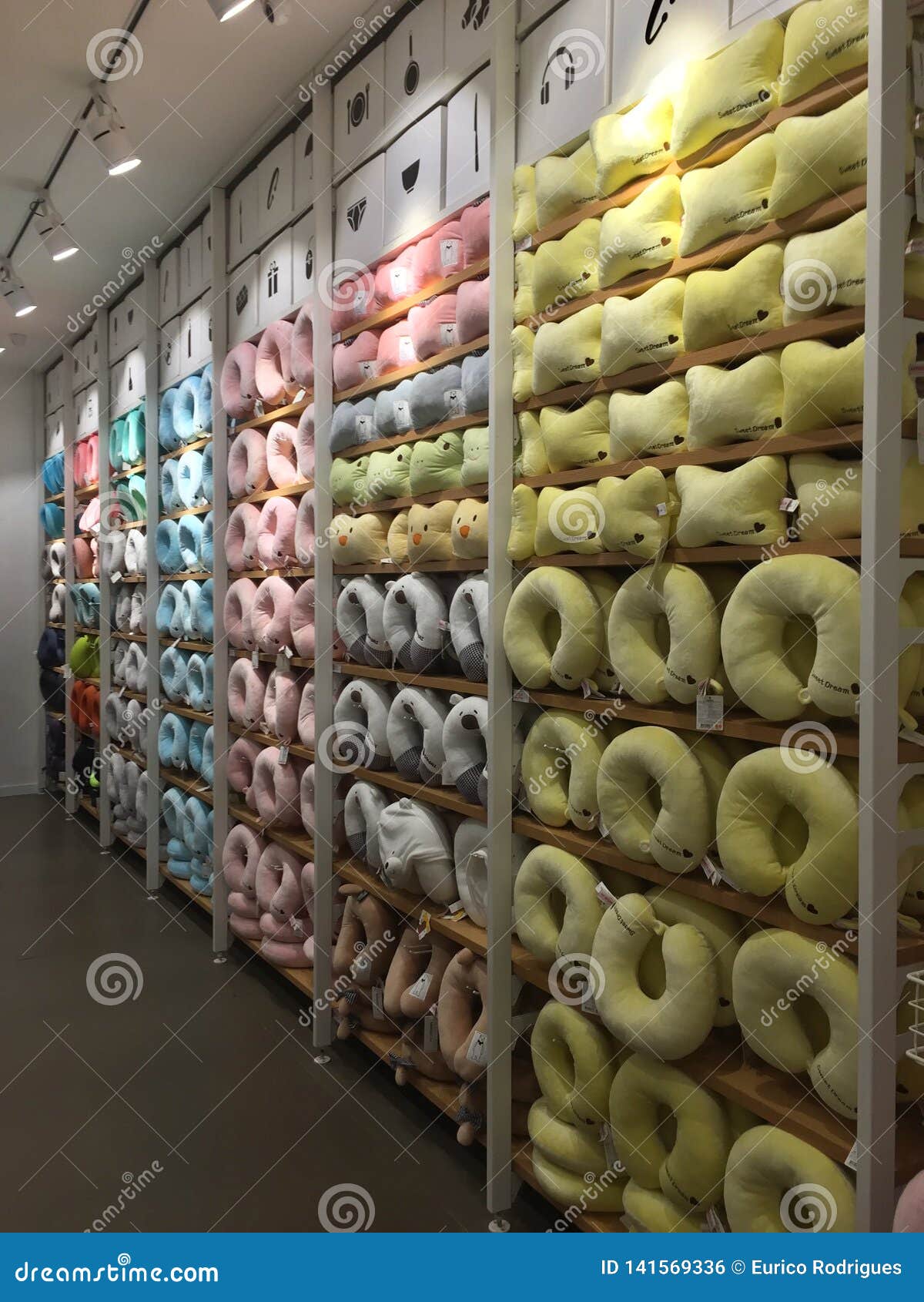 Almohada para cuello miniso sale