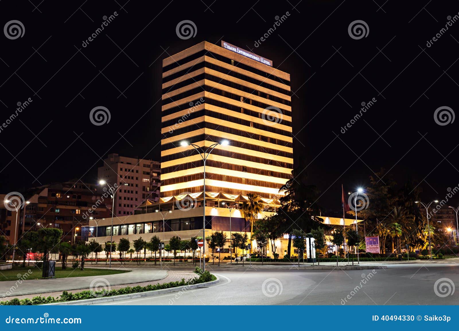 Internationales Hotel, Tirana Redaktionelles Bild Bild von luxus