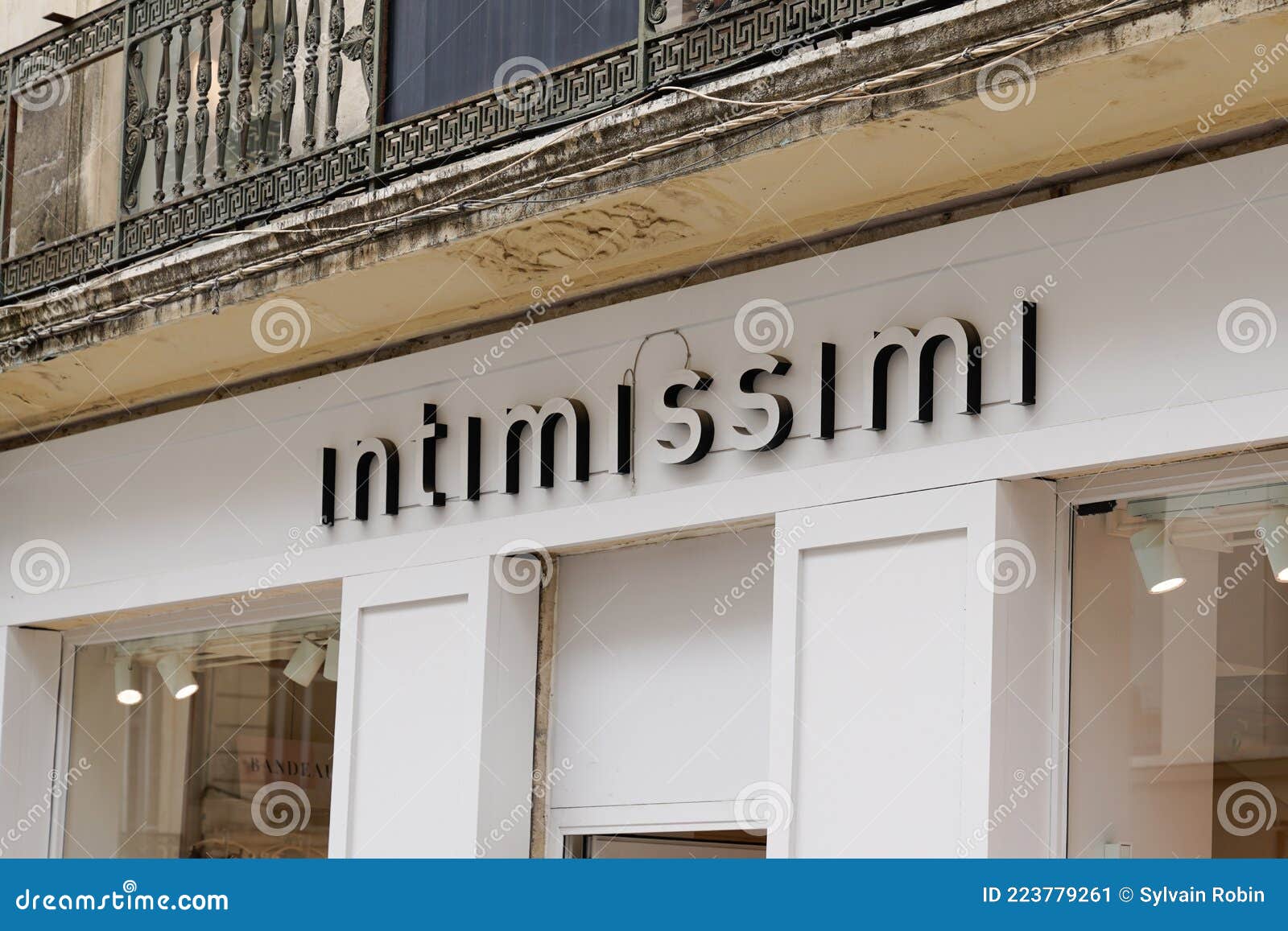 Intimissimi Shop Brand Logo and Text Sign Front of Italian