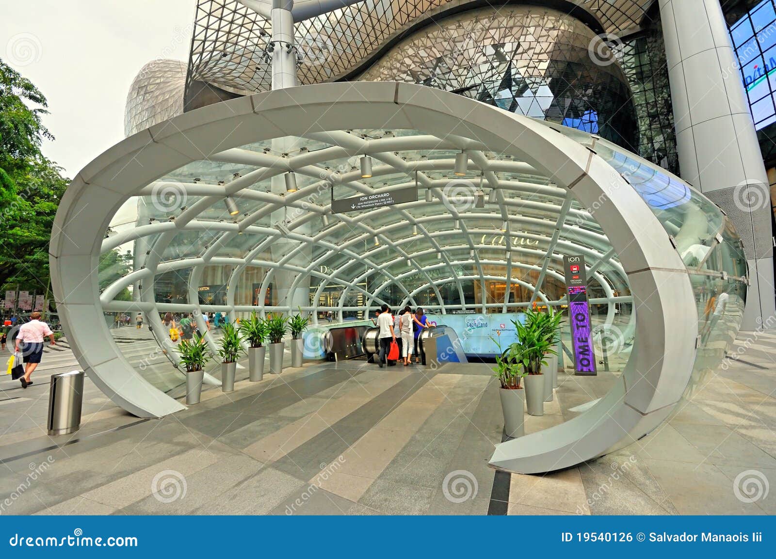 Ion at Orchard, Singapore editorial photo. Image of iconic 19540126