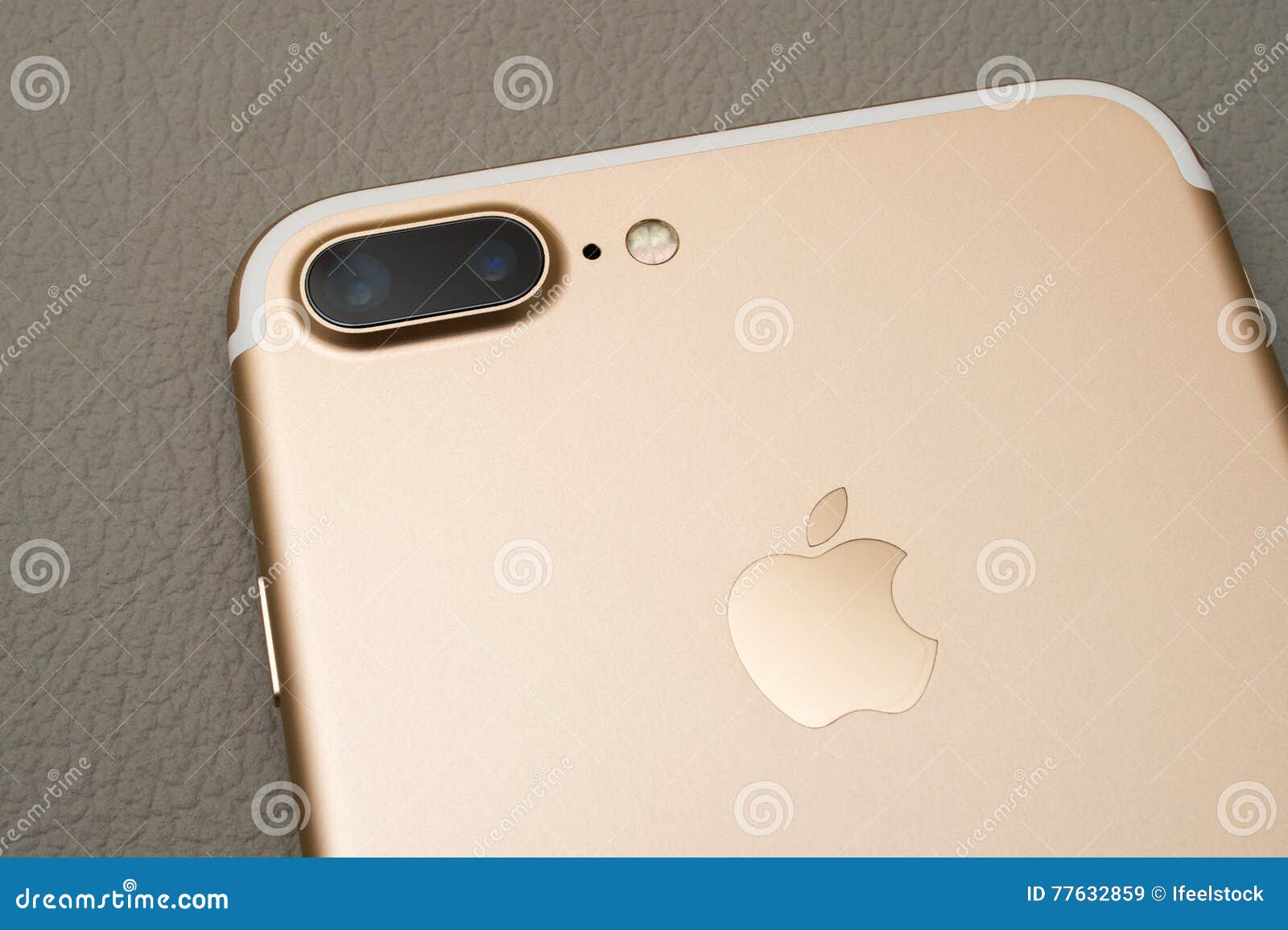 Iphone 7 Plus Dual Camera Unboxing Editorial Stock Image Image Of Plus Plastic