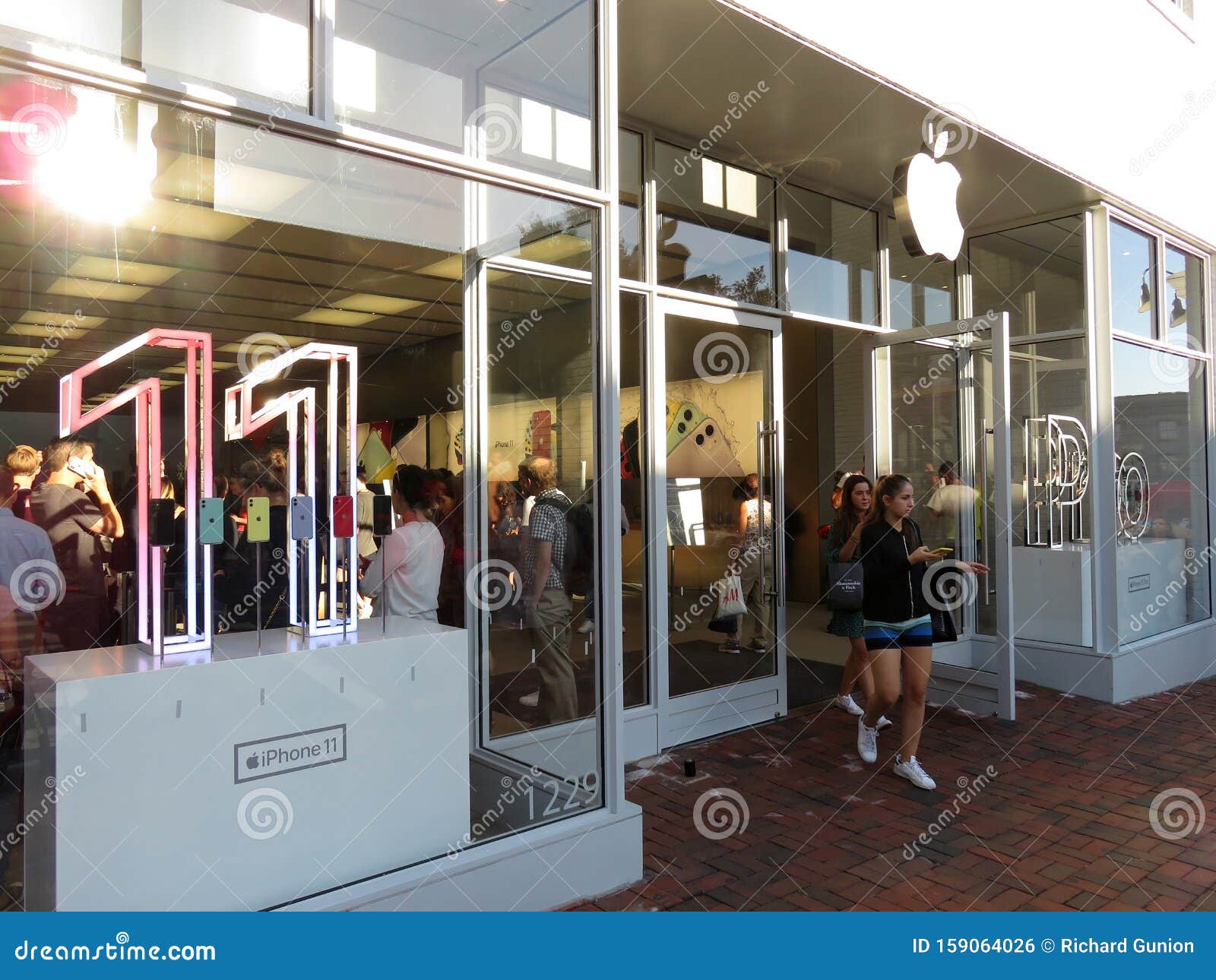 apple iphone 11 stores apple iphone 11 stores