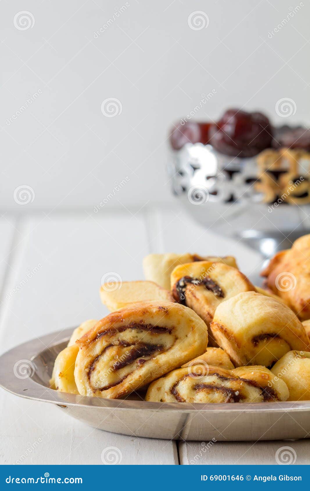 Irakische Dattel-Kekse Klecha Stockfoto - Bild von festlichkeit ... Irakische Dattel-Kekse Klecha Stockfoto - Bild von festlichkeit ...