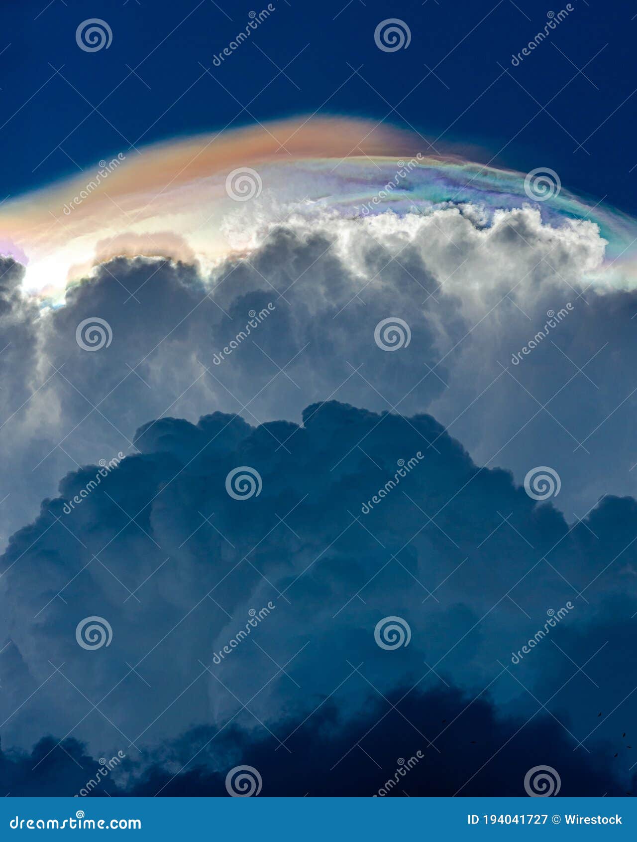 iridescents clouds in the sky 3