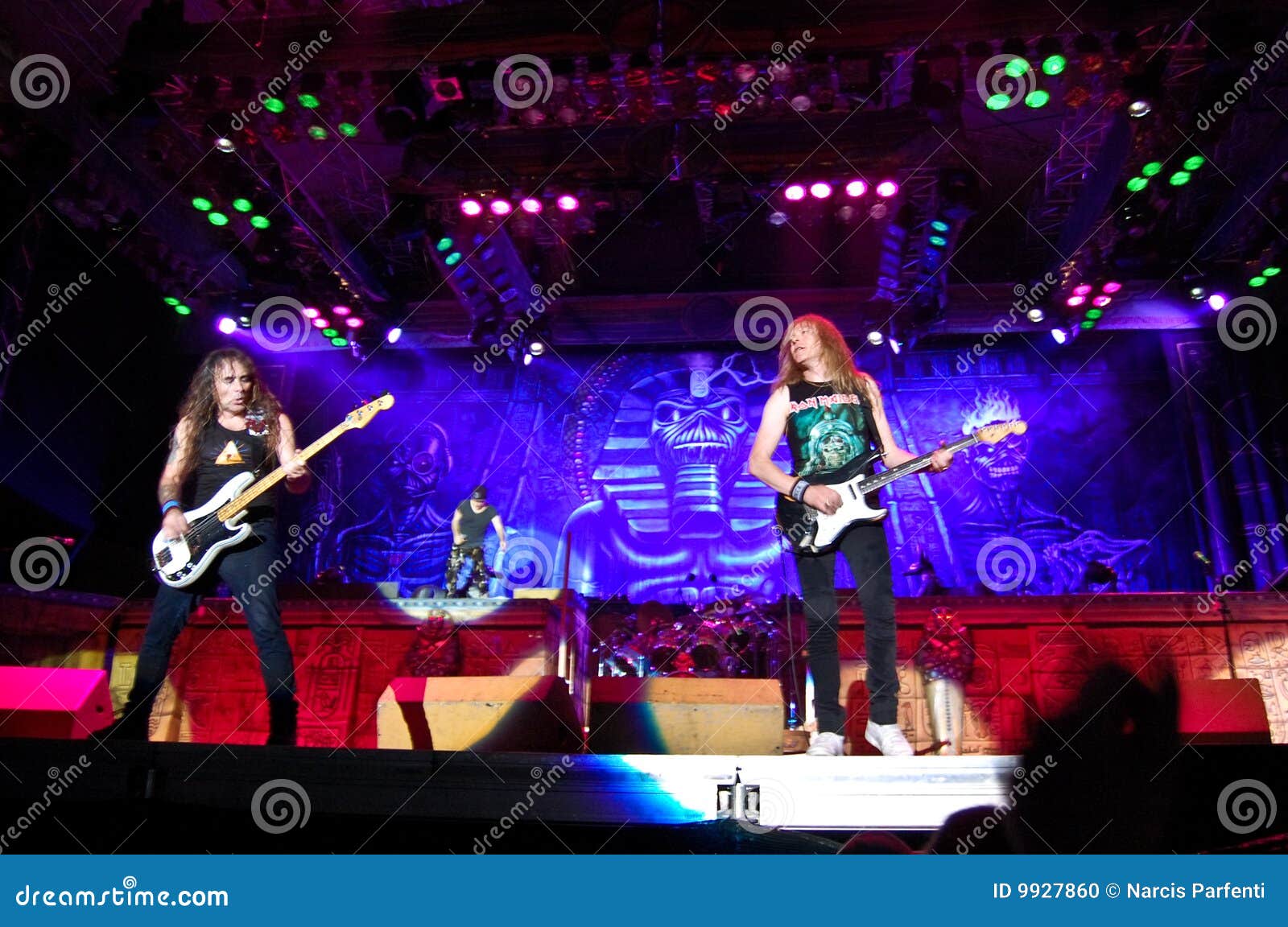 Iron Maiden in Concert editorial image. Image of metal 9927860