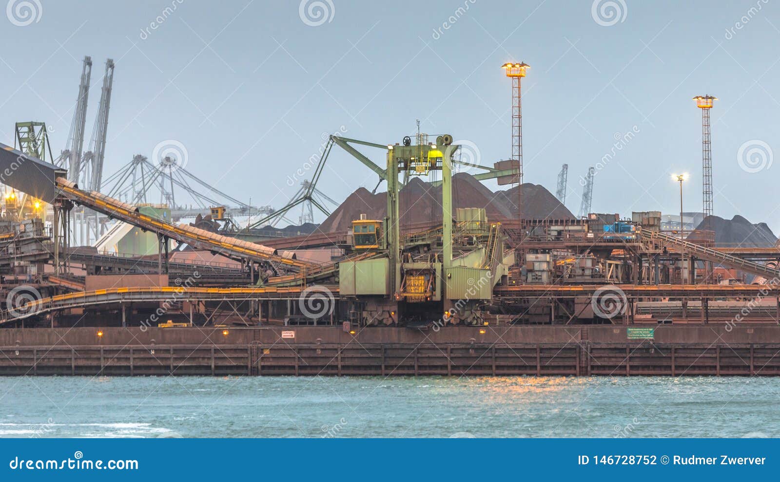 iron ore buk transshipment facility crop