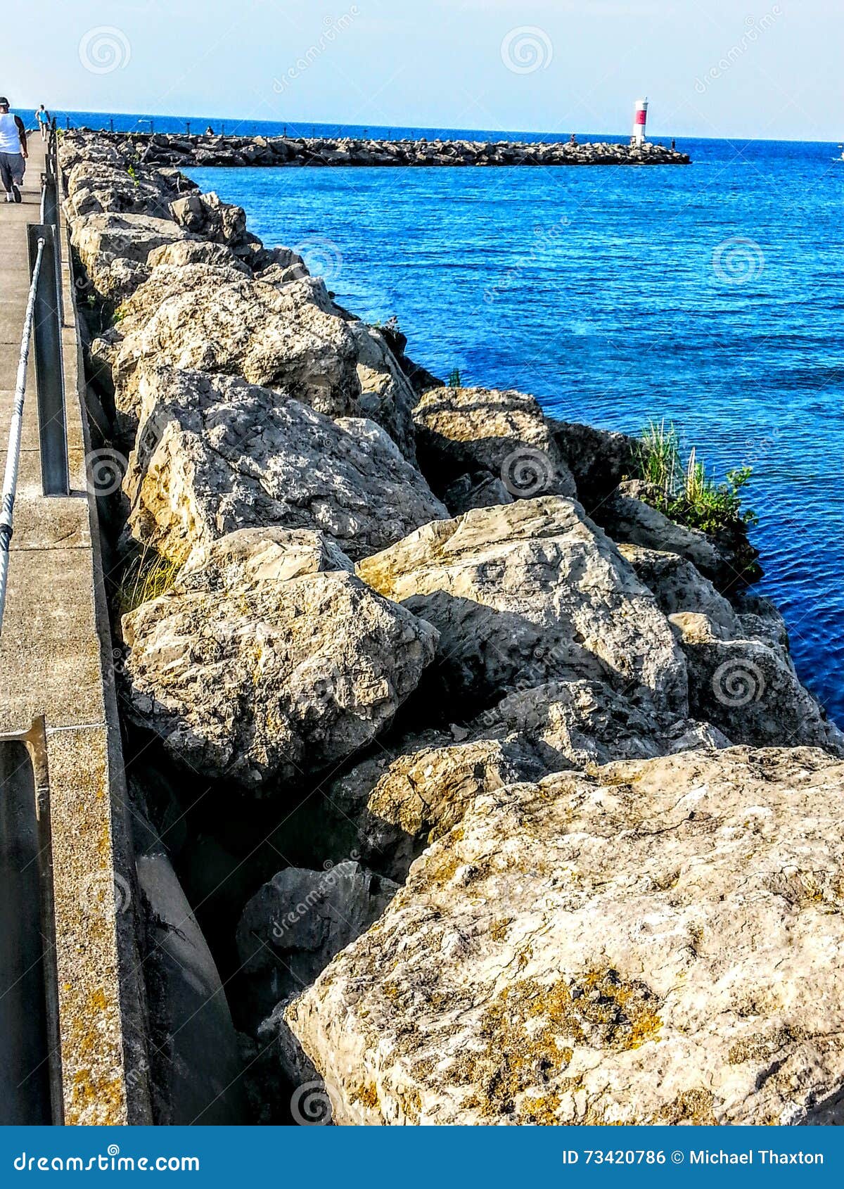 Irondequoit Bay Pier editorial photo. Image of ontario 73420786