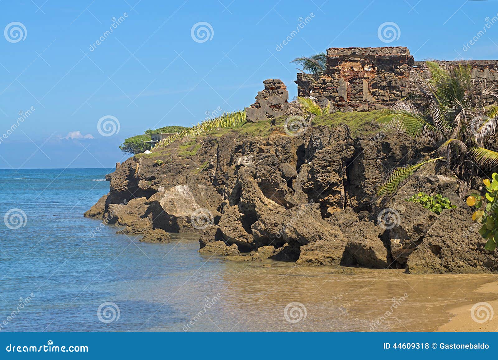 Isla De Cabras, Toa Baja, Puerto Rico Foto de archivo Imagen de ondas