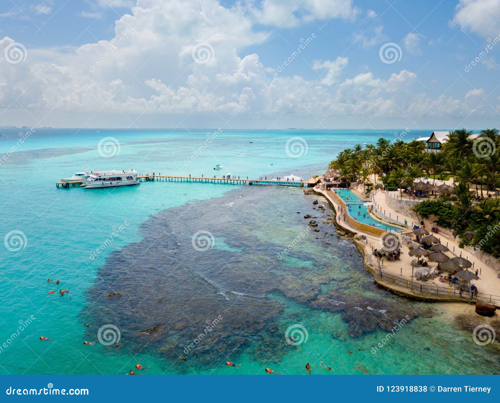 an aerial view of isla mujeres in cancun, mexico