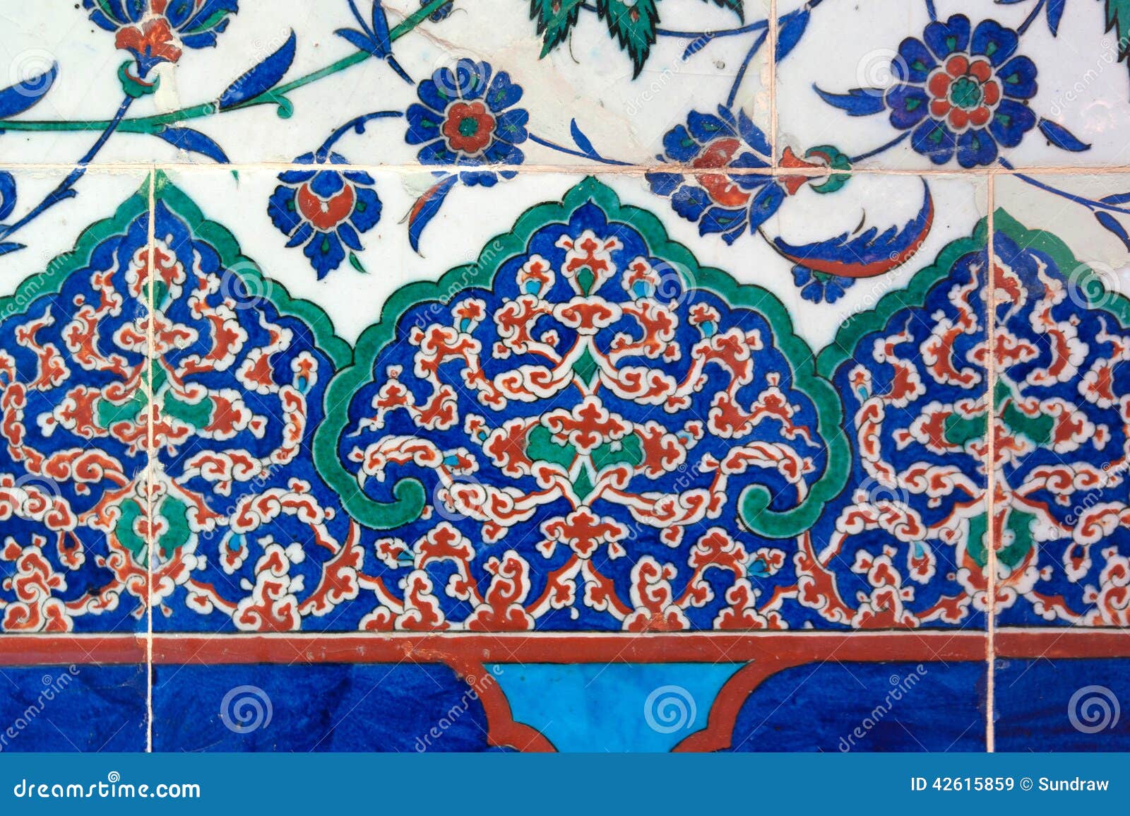 Islam wall decoration stock image. Image of geometric 42615859