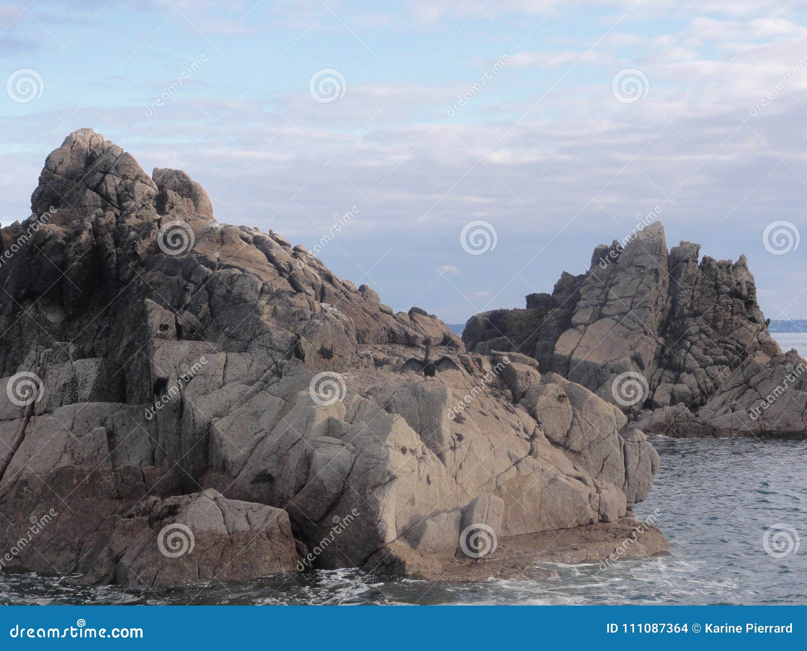 island aux oiseaux, rocks, sea - bretagne - france