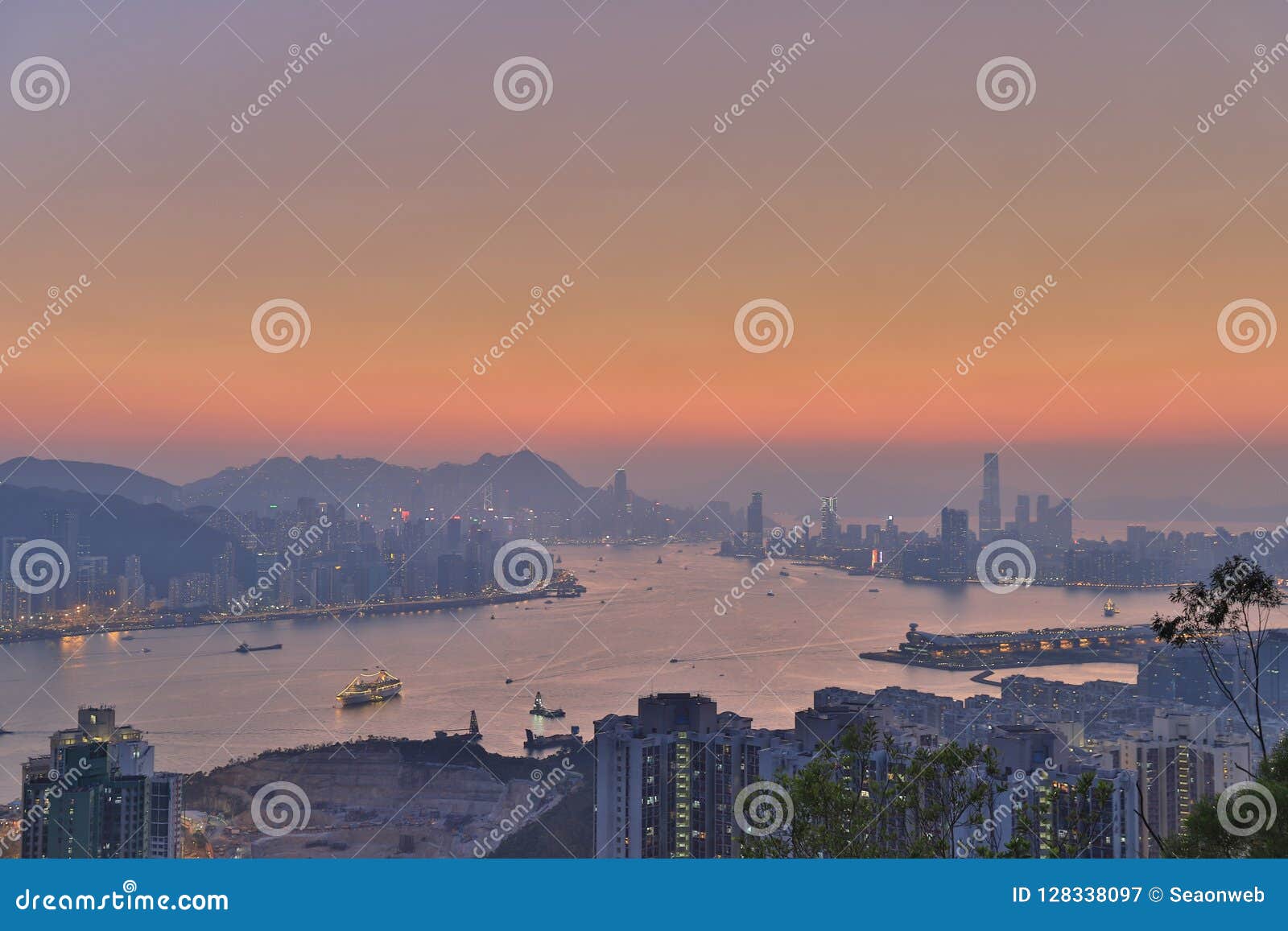 A between Island and Kowloon in HK Editorial Photography Image of