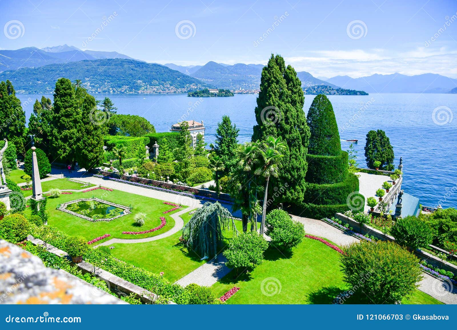 isola bella. italy.