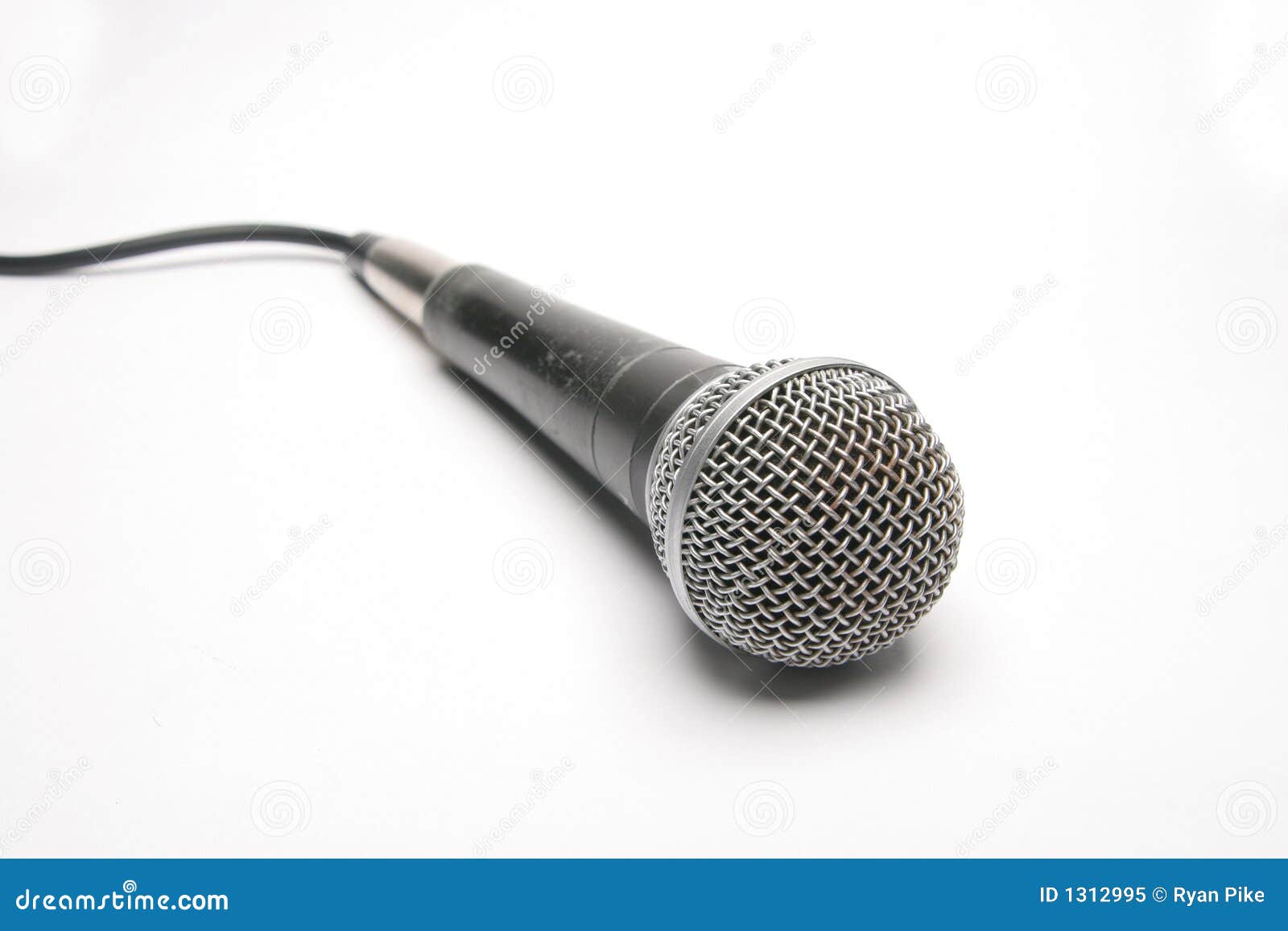  microphone