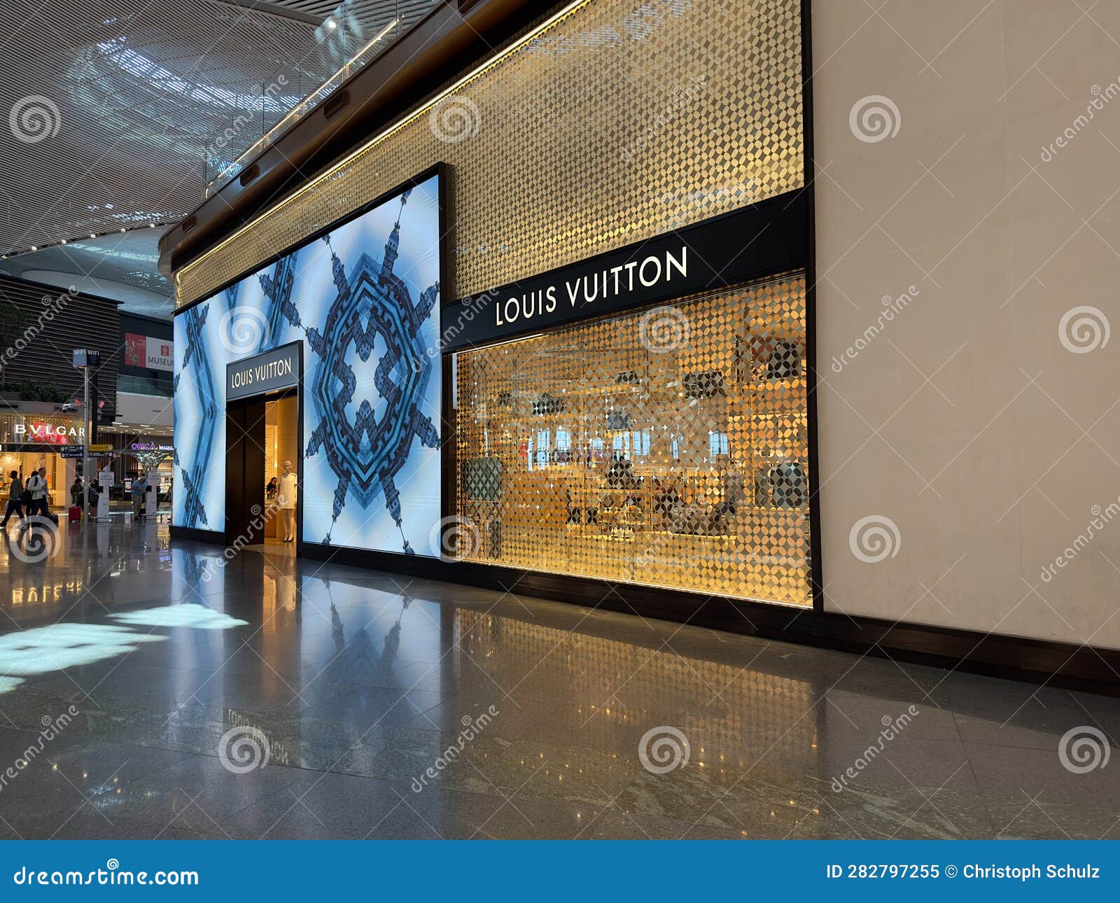 Louis Vuitton Queue Stock Photos - Free & Royalty-Free Stock Photos from  Dreamstime