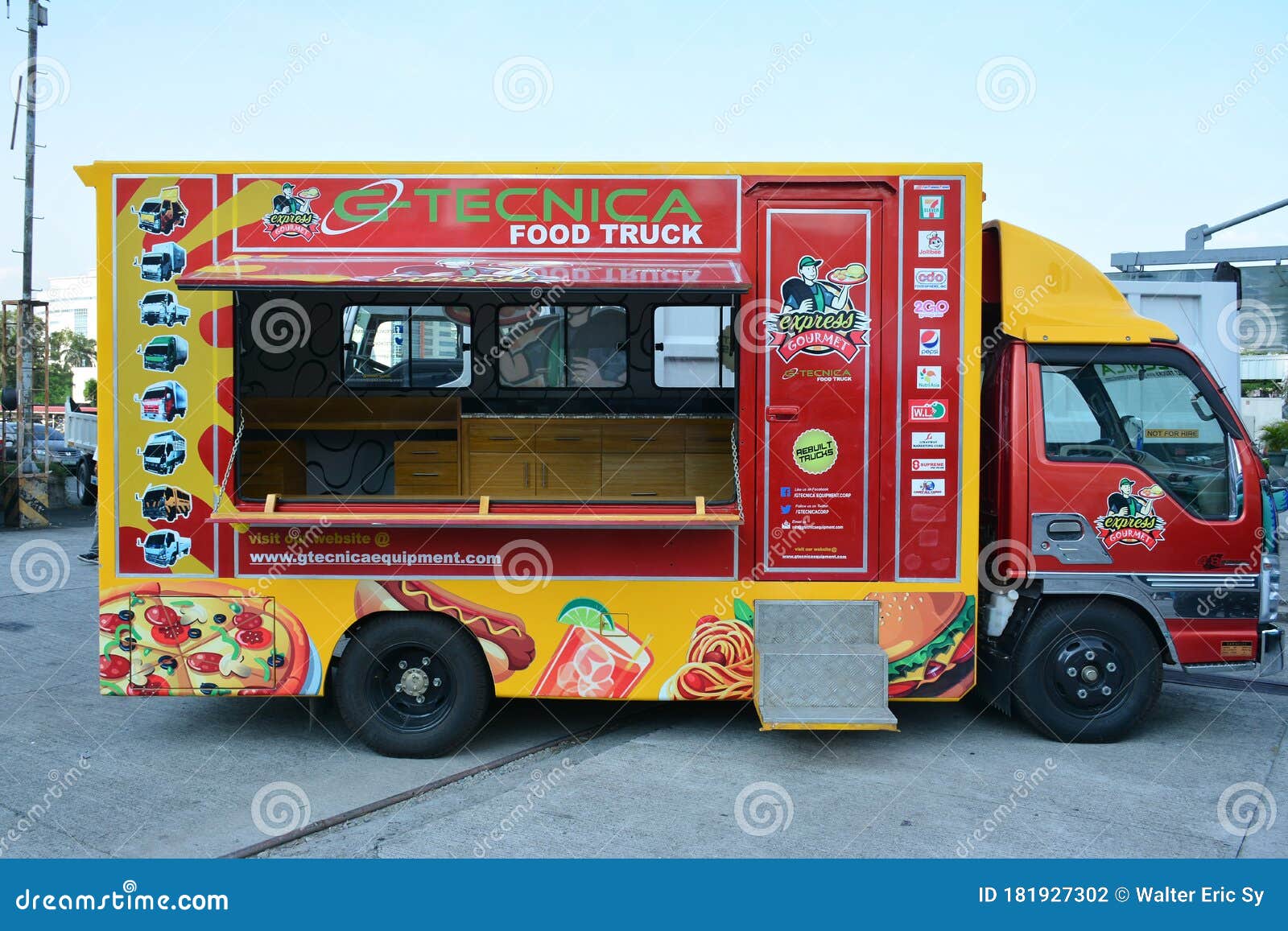 Isuzu Mobile Food Truck in Pasig, Philippines Editorial Photography