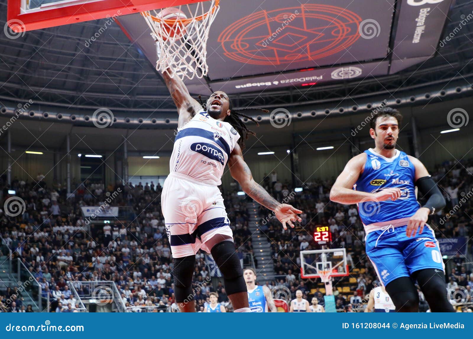 Italian Basketball a Serie Championship Fortitudo Bologna Vs De Longhi Treviso Basket Editorial Stock Image