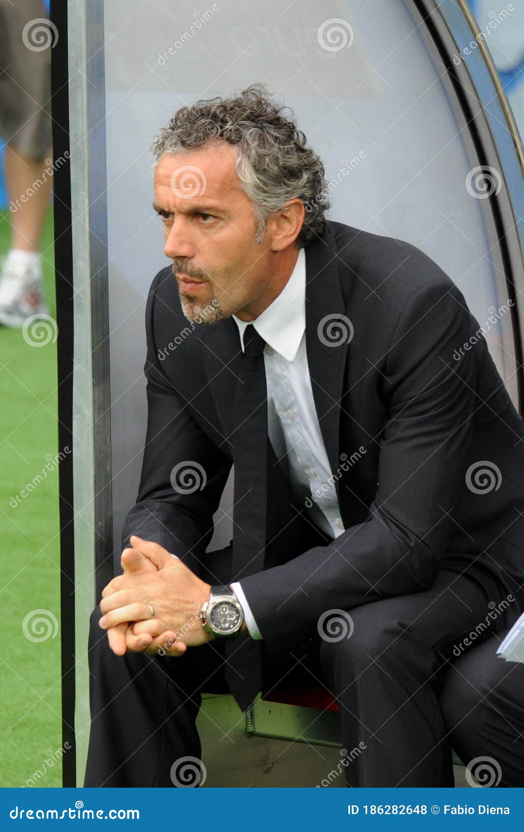 The Italian Coach Roberto Donadoni before the Match Editorial Stock Photo -  Image of coach, romania: 186282648
