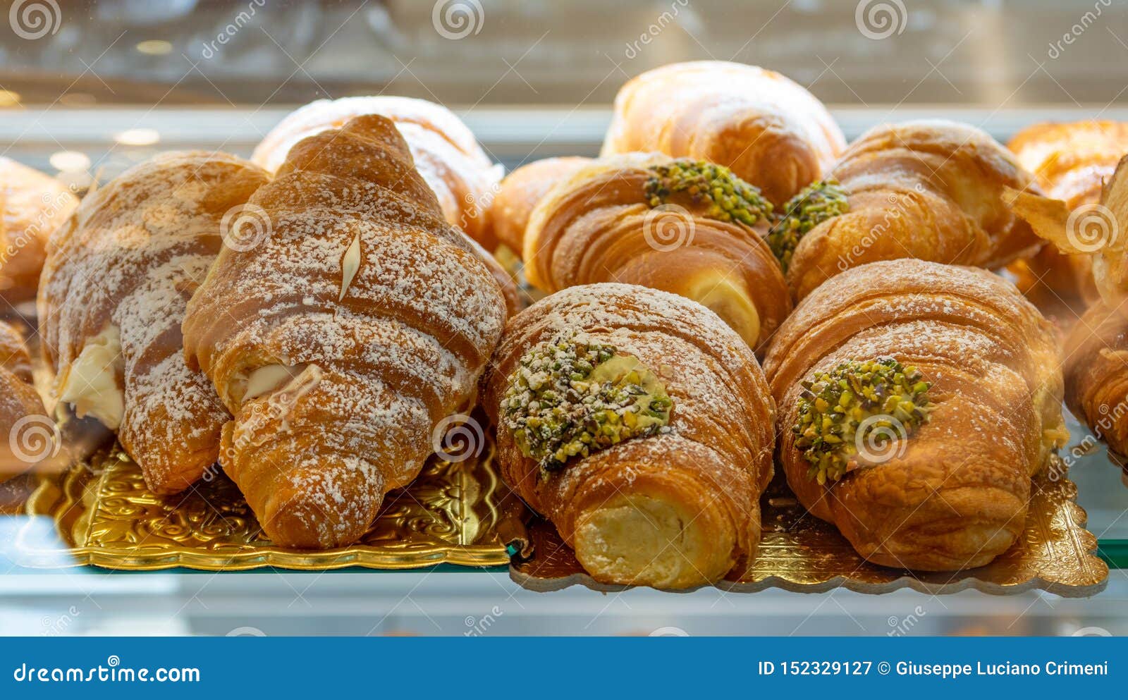 Italian Croissants Stuffed with Pistachio and White Cream. Stock Image -  Image of delicious, traditional: 152329127