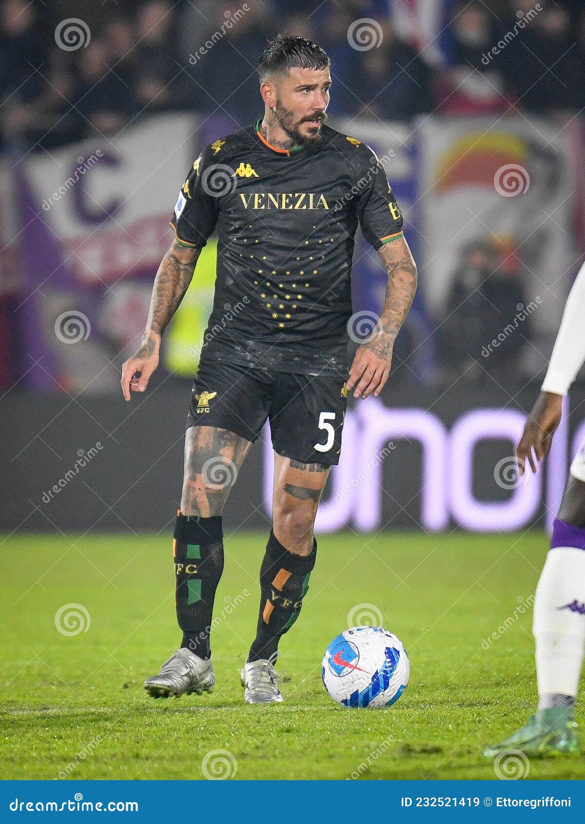 Florence, Italy. 16th Apr, 2022. Igor (Fiorentina) during ACF Fiorentina vs  Venezia FC, italian soccer Serie A match in Florence, Italy, April 16 2022  Credit: Independent Photo Agency/Alamy Live News Stock Photo - Alamy