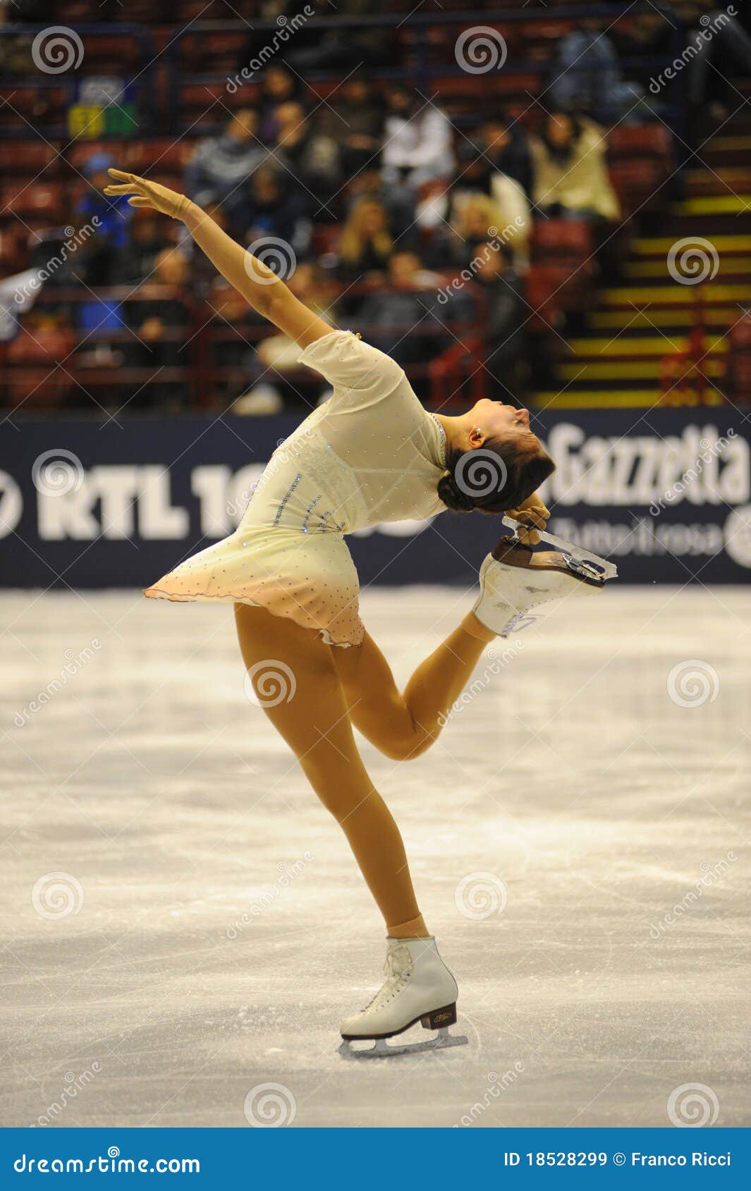 Italian ice skater editorial stock image. Image of pairs 18528299